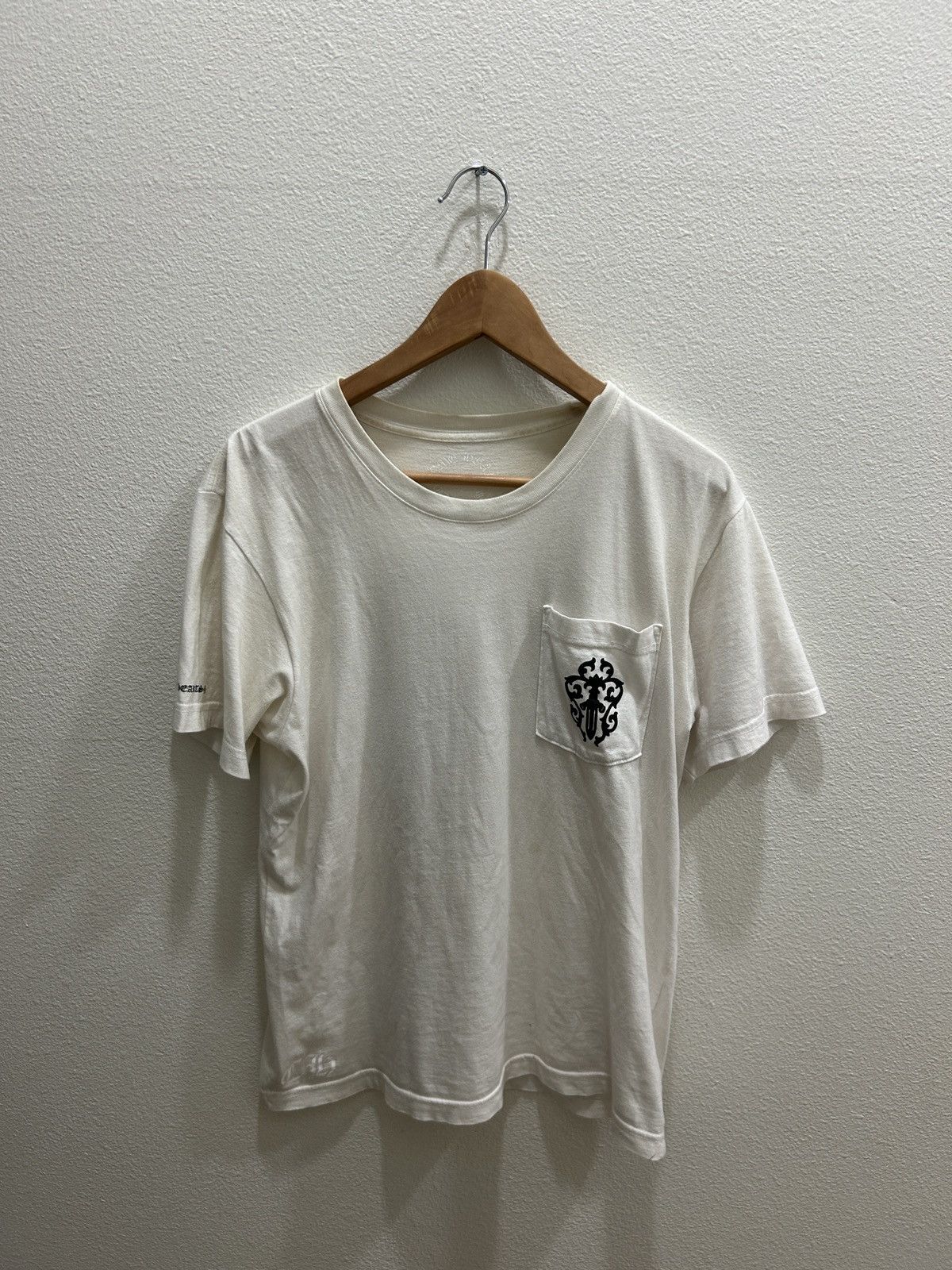 Chrome Hearts Chrome Hearts Script & Dagger Pocket Tee Size US M / EU 48-50 / 2 - 2 Thumbnail