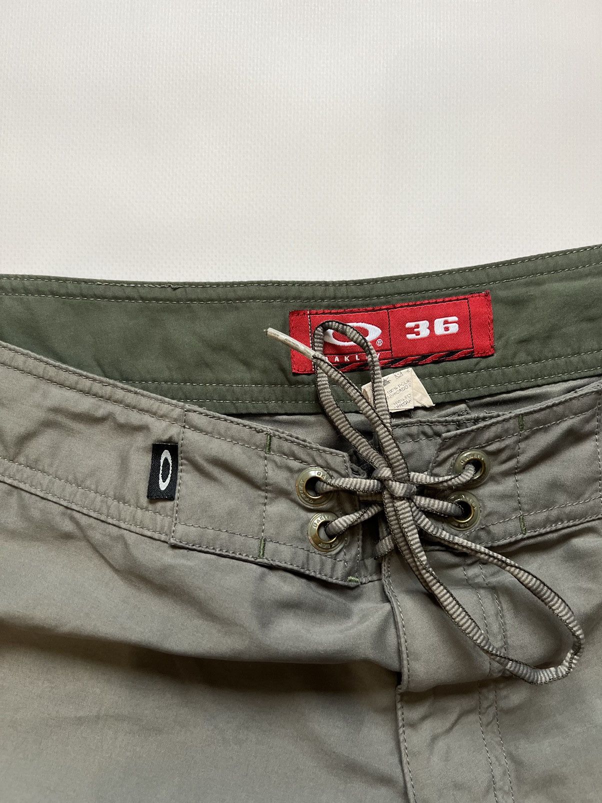 Oakley Oakley Grey Shorts Size US 36 / EU 52 - 3 Thumbnail