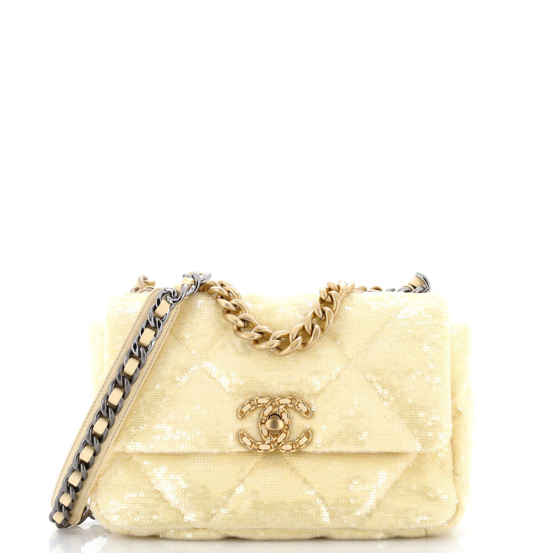 Chanel 19 Flap Bag Size ONE SIZE - 1 Thumbnail