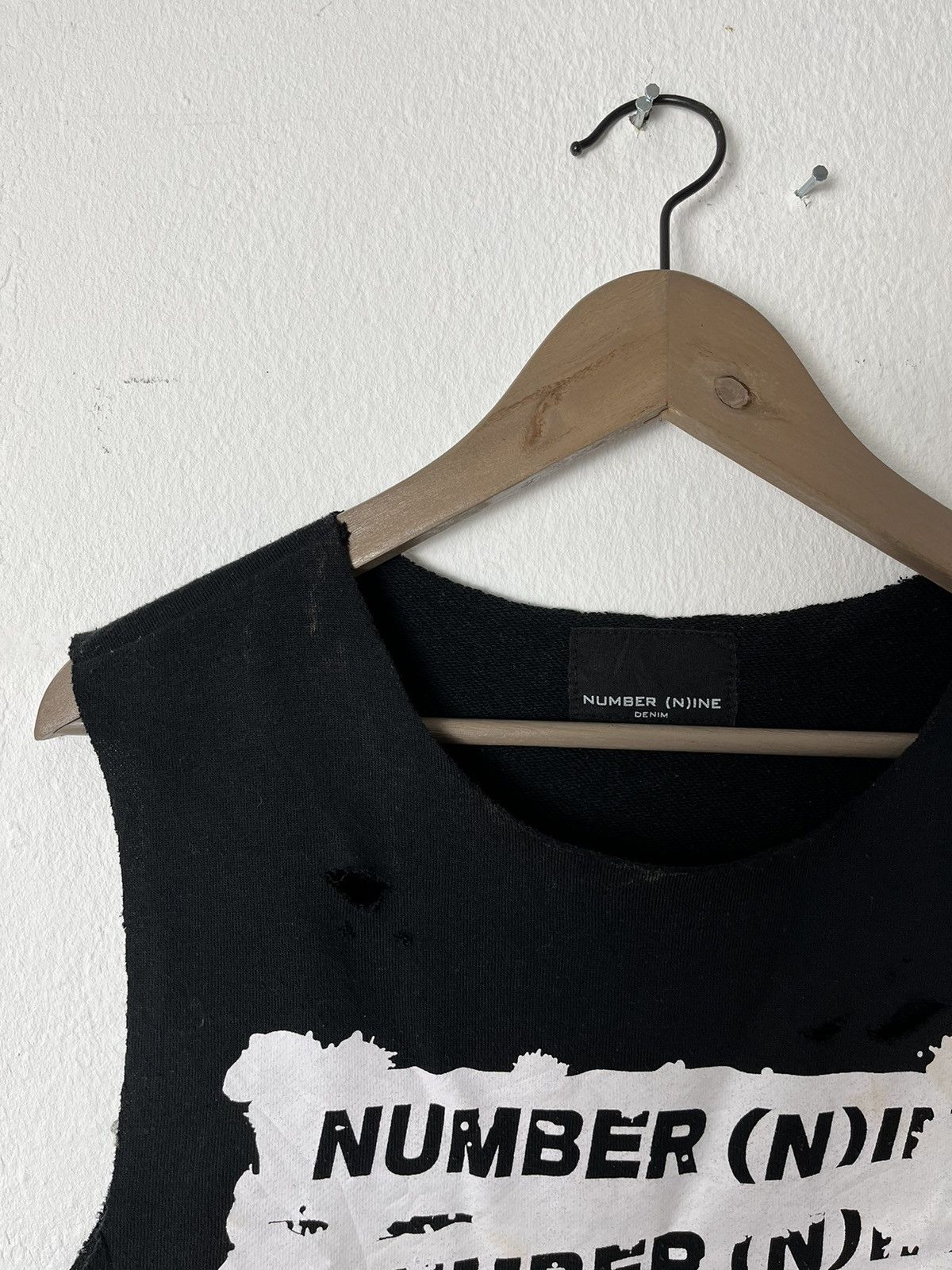 Number (N)ine Number Nine Distress Sleevless Shirt Size US S / EU 44-46 / 1 - 4 Thumbnail