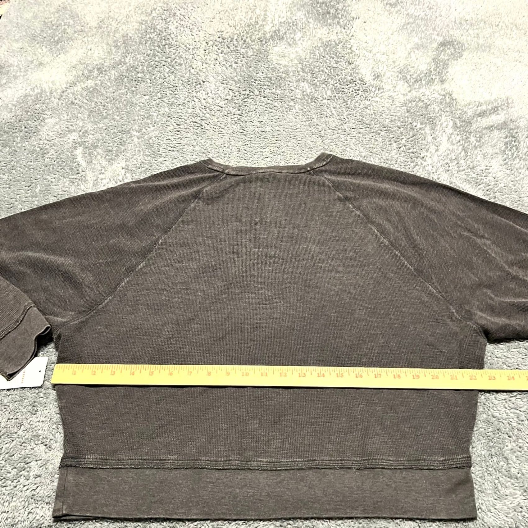 Lucky Brand Lucky Brand Shirt Womens Large Raglan Waffle Long Sleeve Gray Crop L Womens Size L / US 10 / IT 46 - 5 Thumbnail