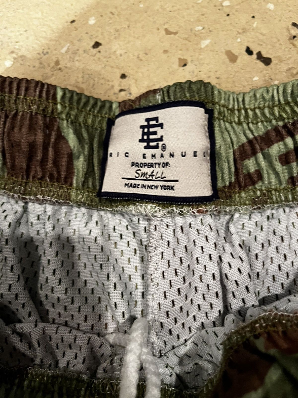 Eric Emanuel Camo Eric Emmanuel Shorts Size US 30 / EU 46 - 4 Thumbnail