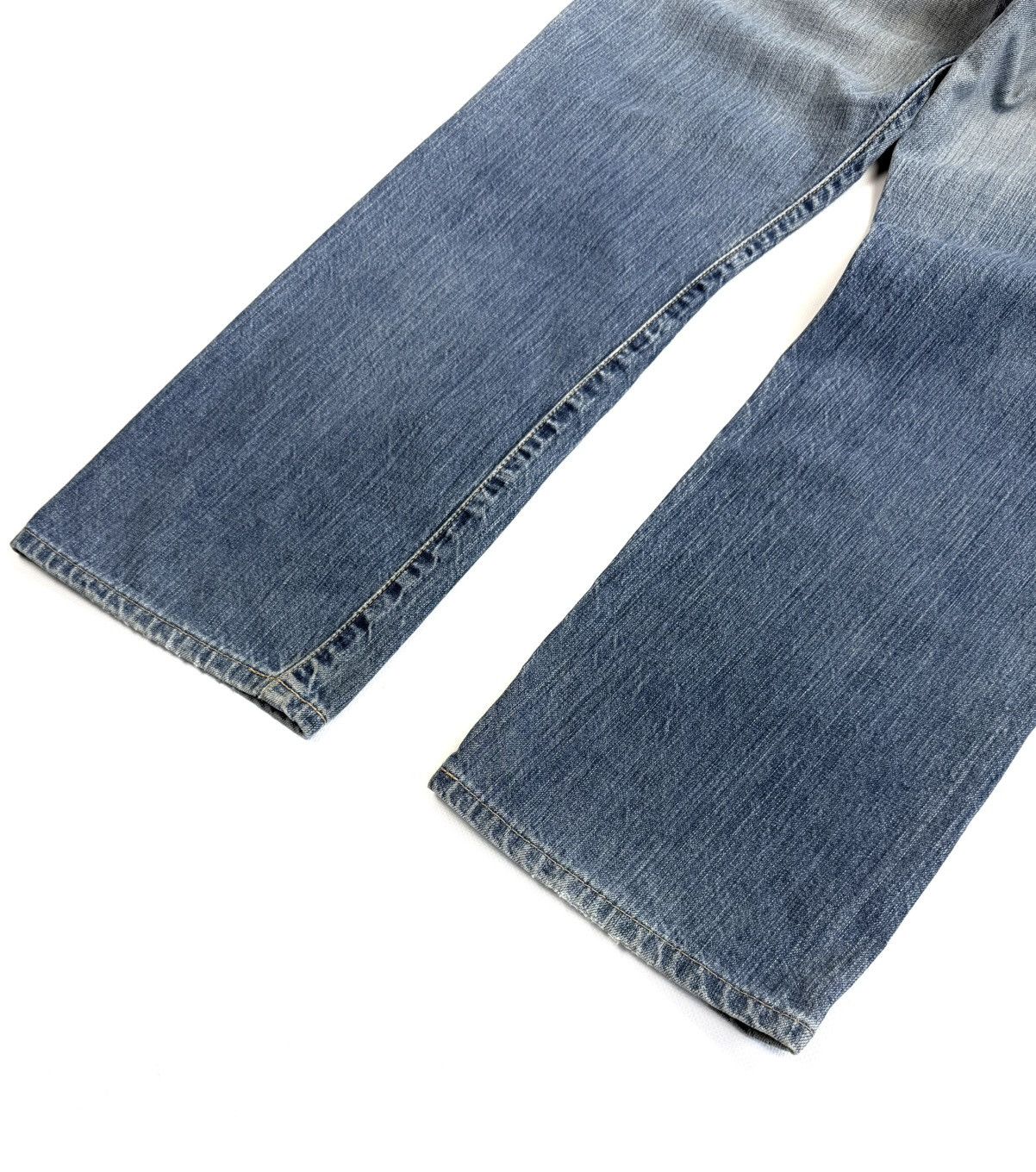 Levi's Vintage Clothing 00s Levi’s 501 Vintage Japan Distressed Washed Blue Jeans Size US 31 - 12 Thumbnail
