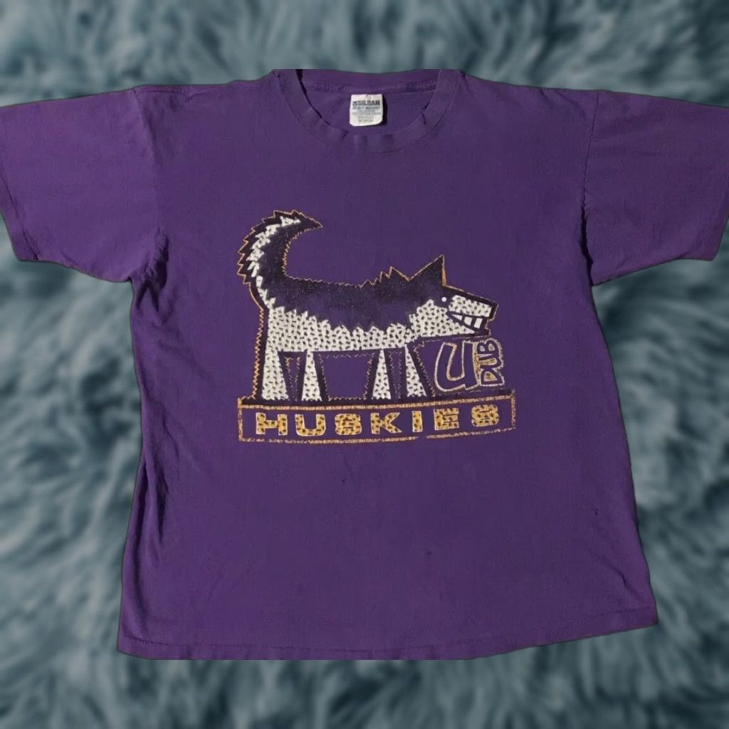Vintage Vtg 90s University Washington Huskies Faded Distress Shirt M L Track PE Grunge Shirt Mens Purple 90s University Grunge Huskies WWE? Size US M / EU 48-50 / 2 - 1 Thumbnail