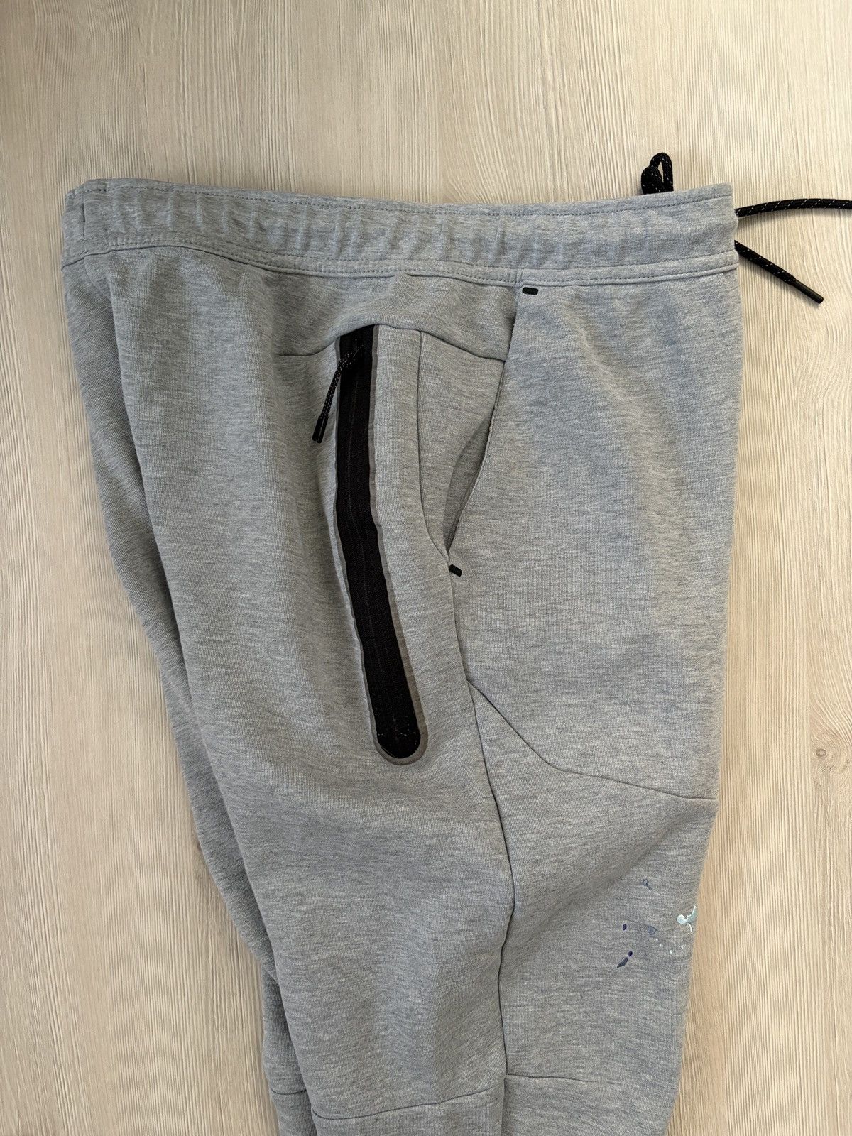 Nike Nike Tech Embroidered Joggers Sweatpants Size US 32 / EU 48 - 17 Thumbnail