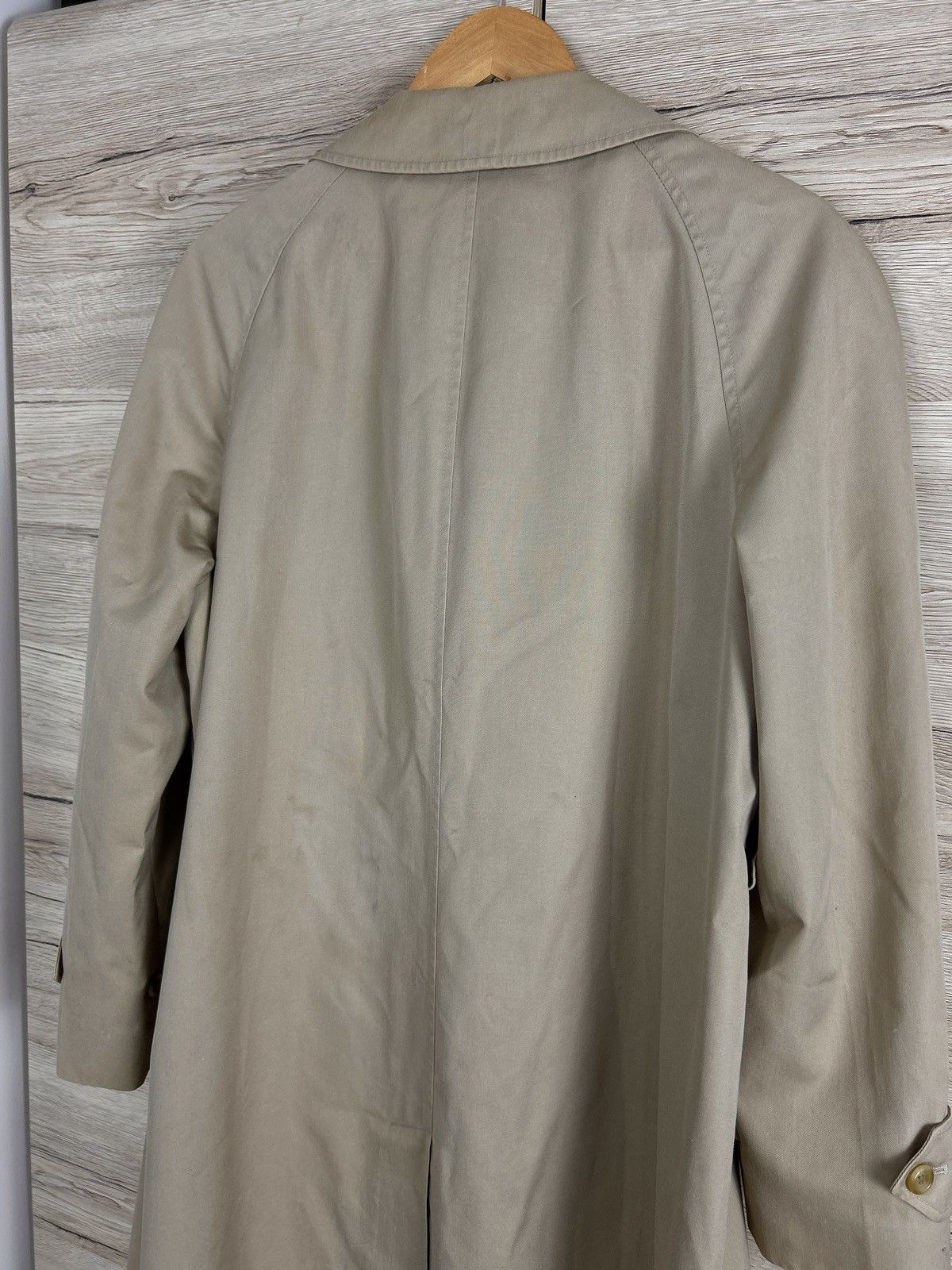 Burberry × Maison Margiela × Vintage Classic beige Burberrys Coat from 90s Size US M / EU 48-50 / 2 - 5 Thumbnail