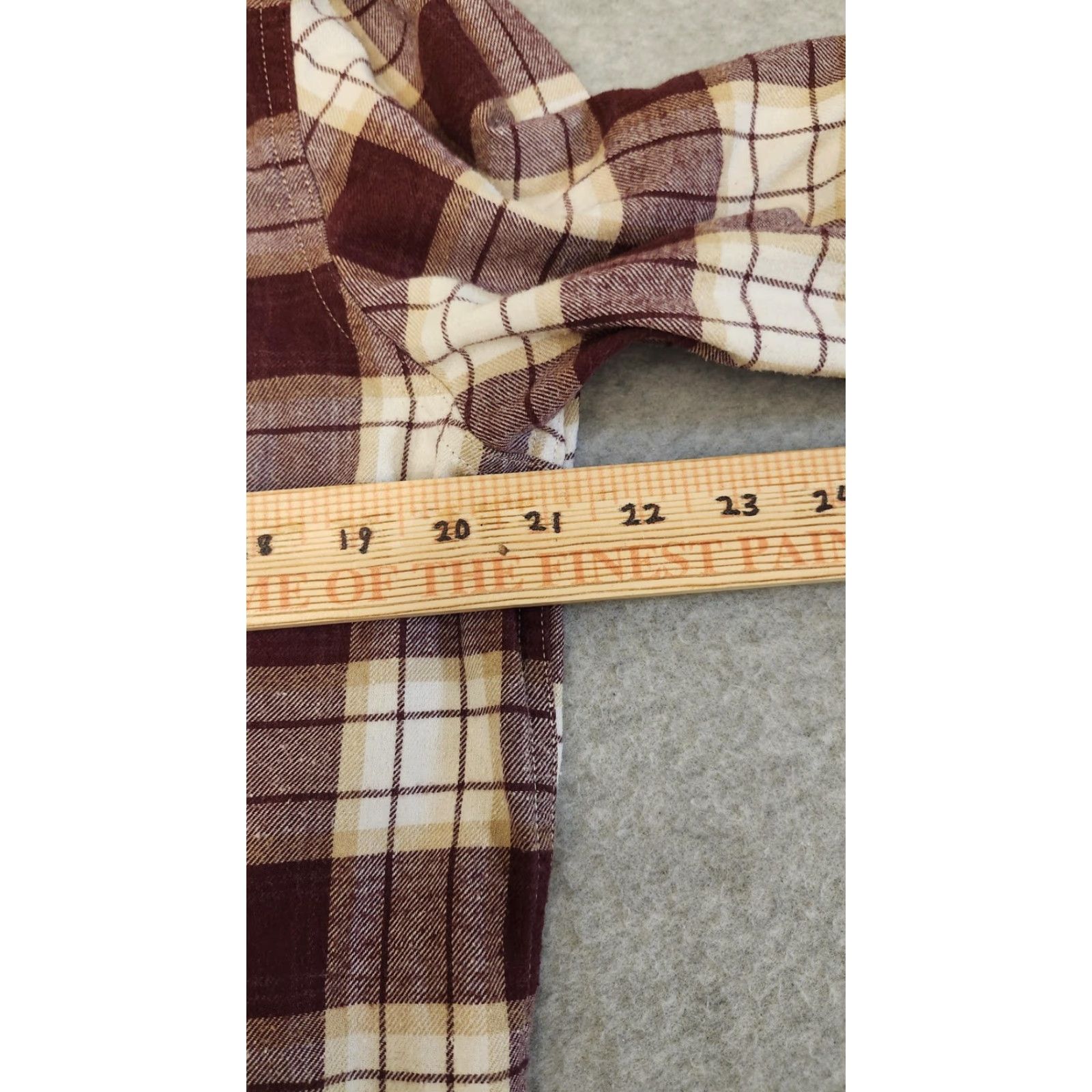 Levi's Levi's Flannel Shirt Mens Medium Maroon Plaid Long Sleeve Button Front Relaxed Size US M / EU 48-50 / 2 - 4 Thumbnail