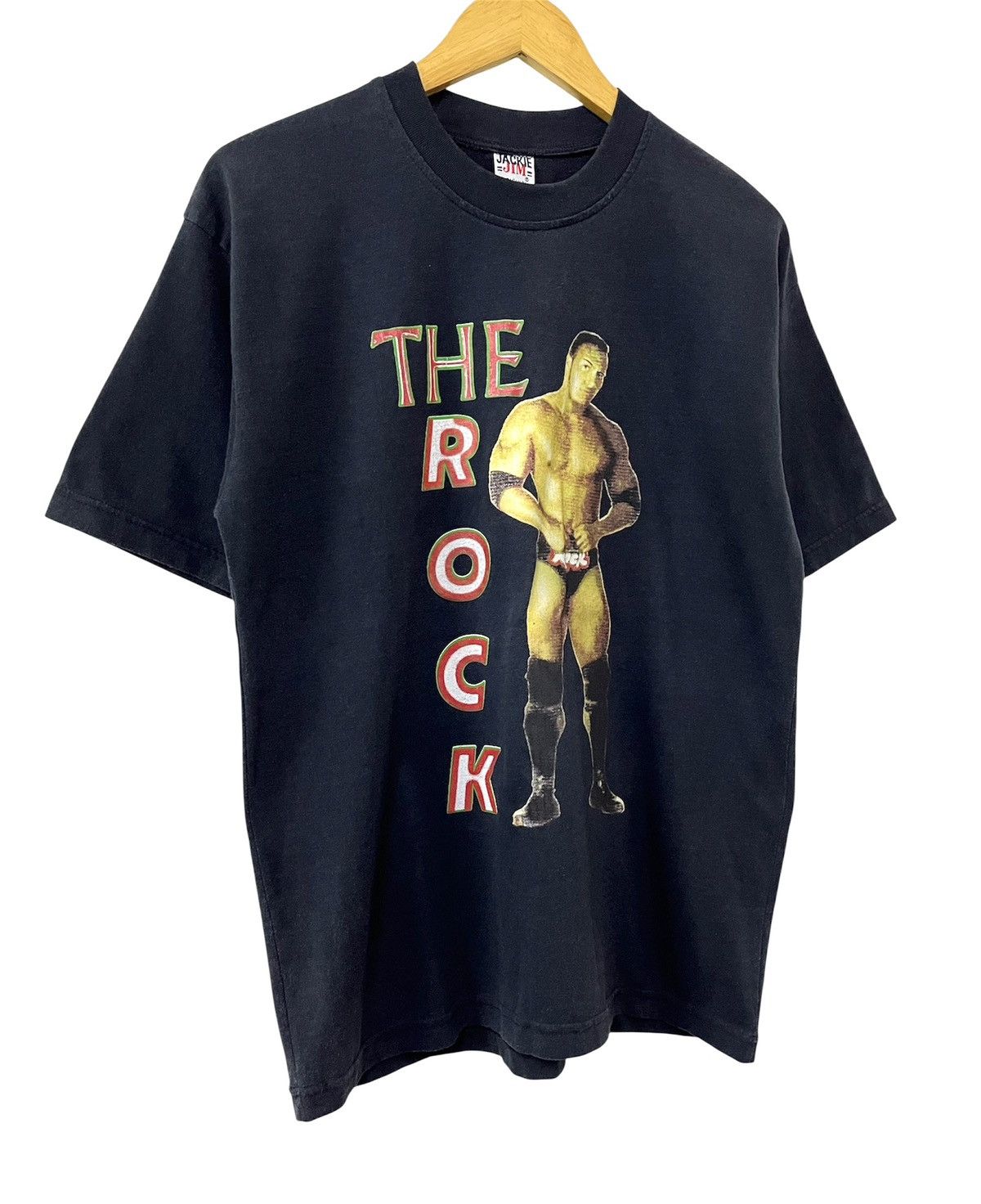 WWE VINTAGE THE ROCK DWAYNE JOHNSON PRO WRESTLER WWE WWF TSHIRT Size US L / EU 52-54 / 3 - 2 Thumbnail