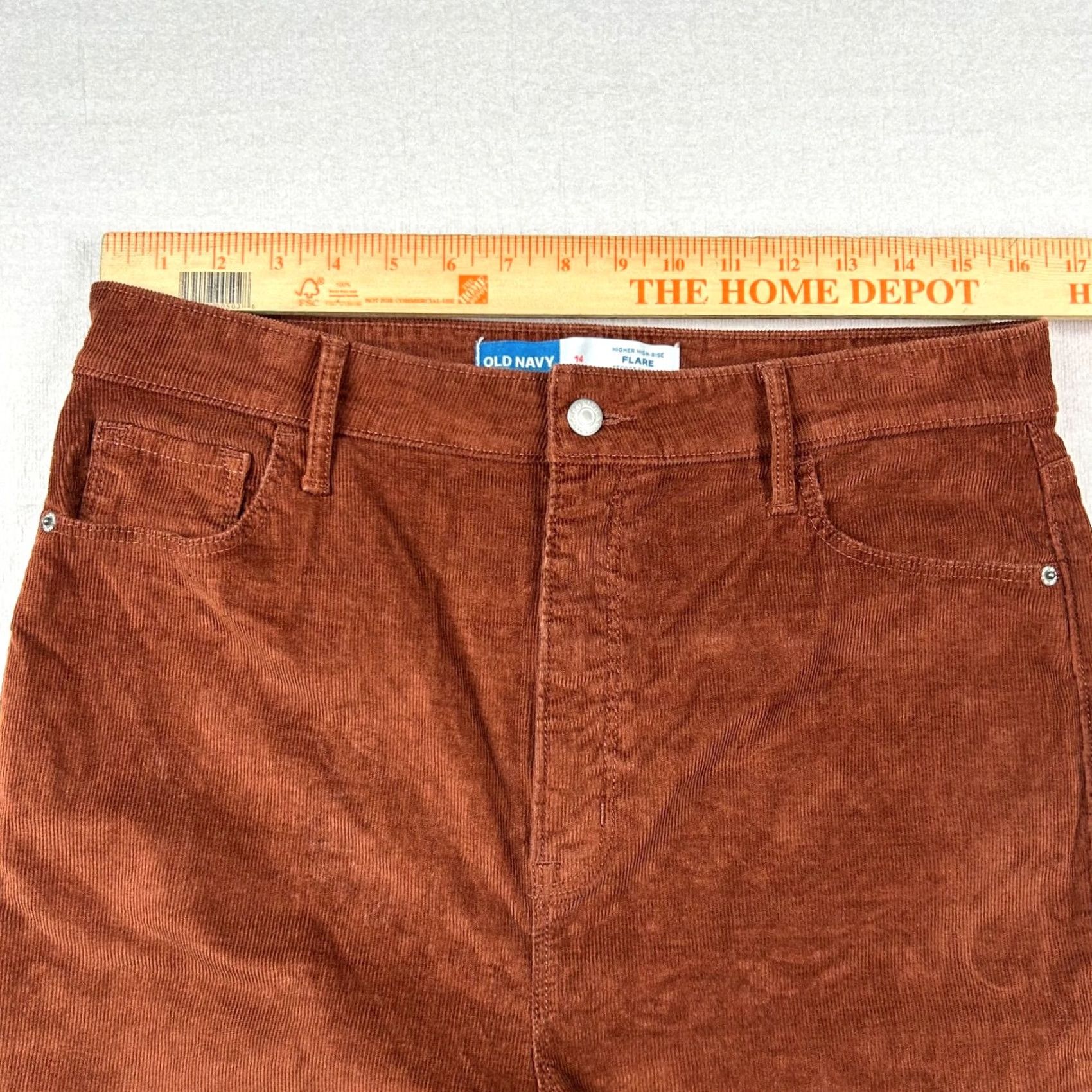 Old Navy Old Navy Womens Corduroy Pants 14 High Rise Flare Amber Brown Bell Bottom Pants Adults Womens High Rise Corduroy Brown 14 Denim Old Navy Women’s Pants Size 24" / US 00 / IT 34 - 6 Thumbnail
