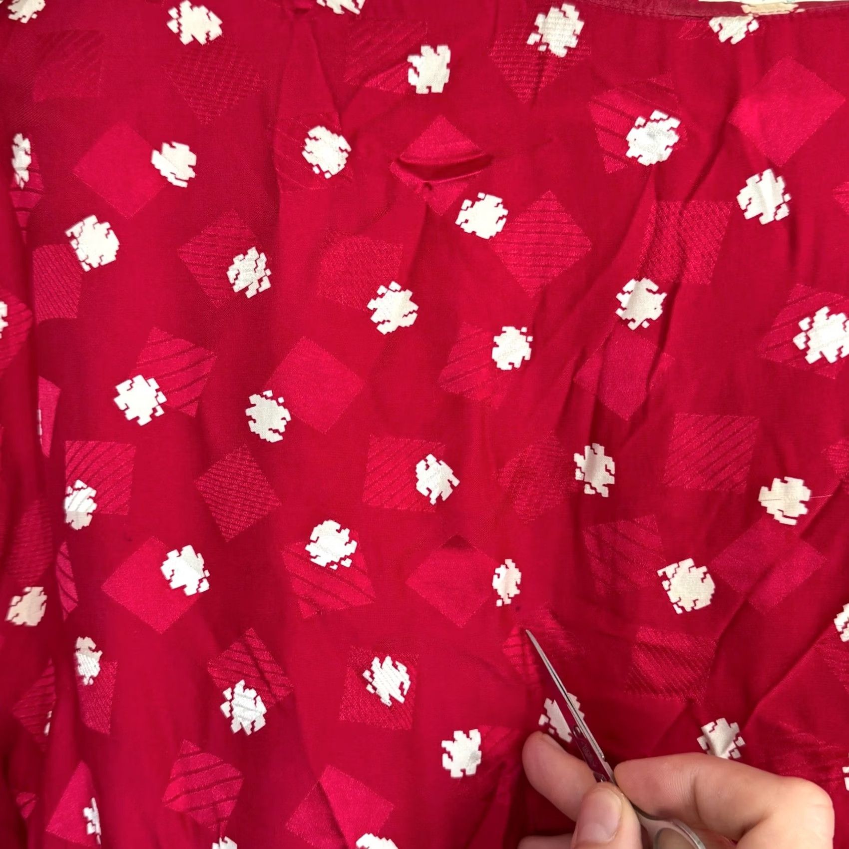 Brooks Brothers VINTAGE Brooks Brothers Silk Dress Womens 10 Red Maxi Pleated Elastic Waist 80s Dress Size L / US 10 / IT 46 - 7 Thumbnail