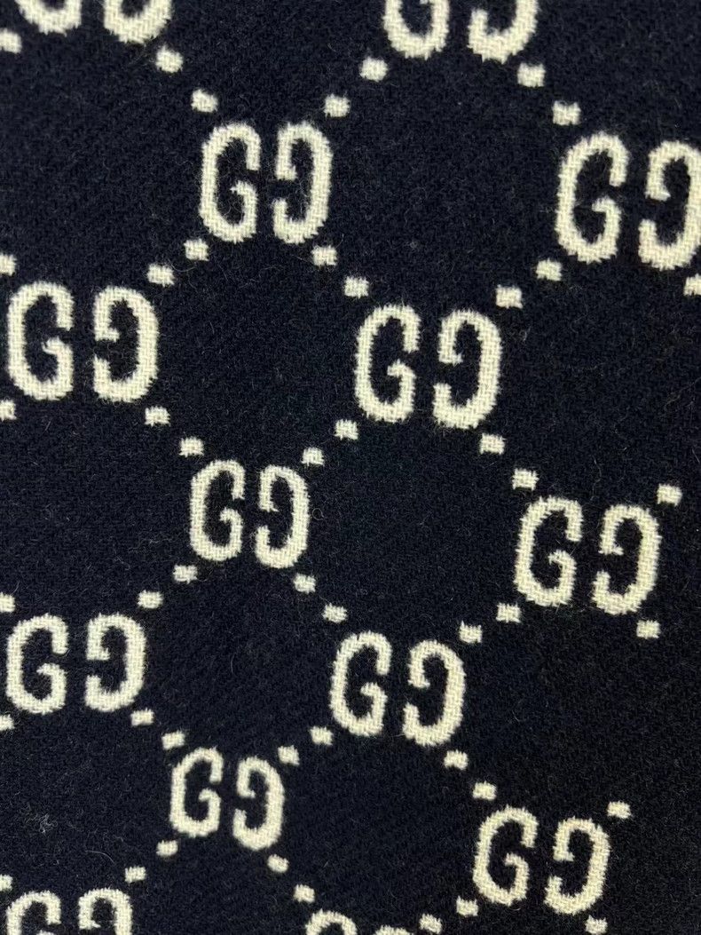 Gucci Gucci New old flower plaid cashmere scarf 2503-Nextarrow Size ONE SIZE - 3 Thumbnail