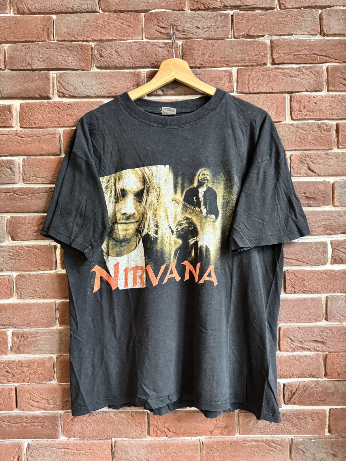 Band Tees Rare 90s Nirvana Nevermind Kurt Cobain Grunge Vintage Tee Size US XL / EU 56 / 4 - 1 Thumbnail