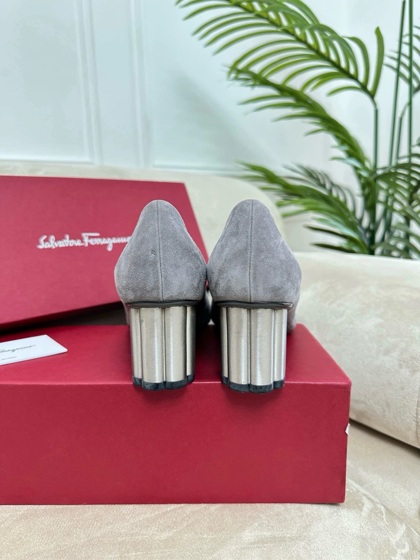Other FERRAGAMO suede petal heel women's gray 37 Size US 6 / IT 36 - 6 Thumbnail