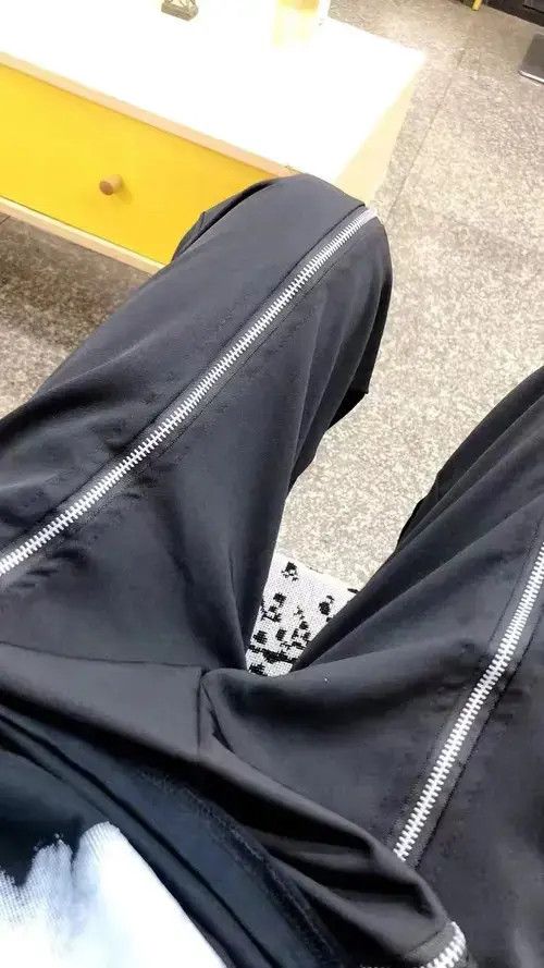 Designer Zipper Design Straight Pants Size US 34 / EU 50 - 2 Thumbnail