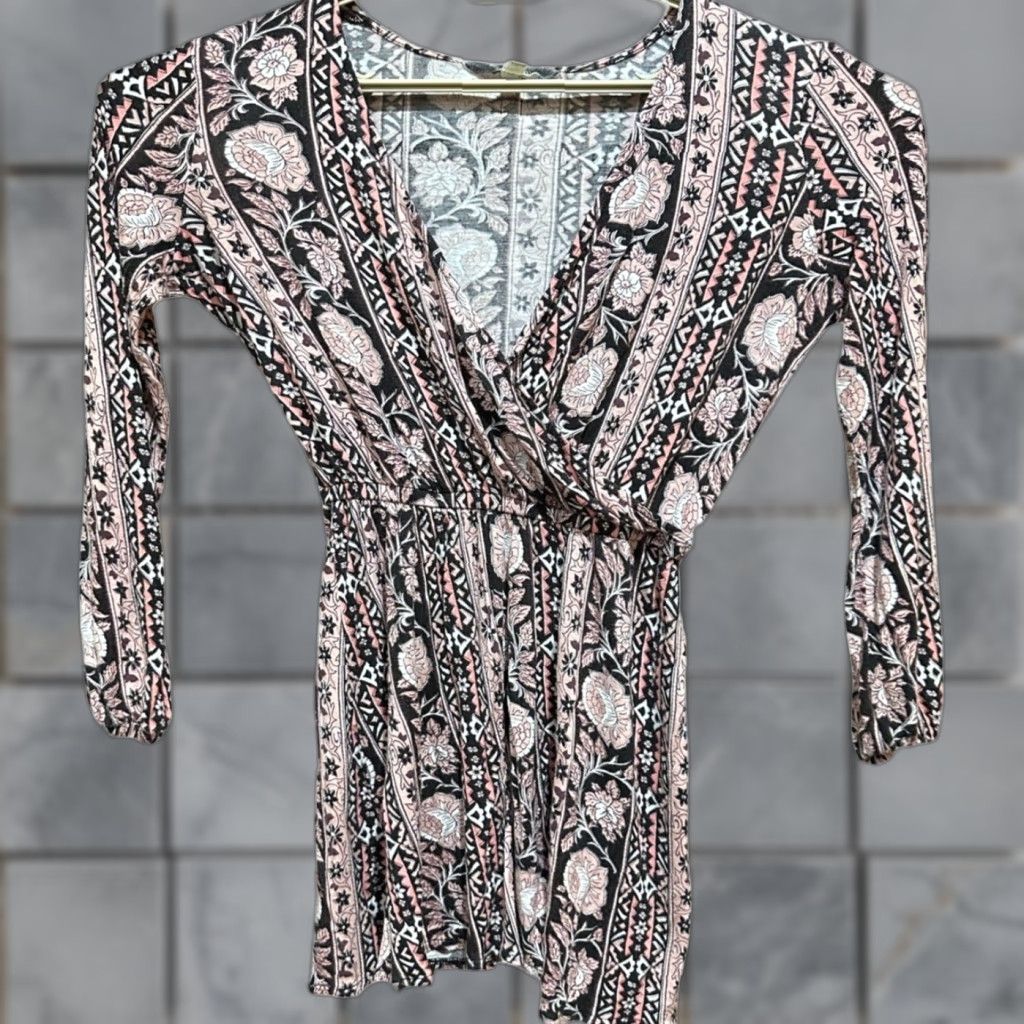 Billabong Billabong Dress Junior M Pink Long Sleeve Floral Faux Wrap Boho Hippie Surf Dress Jrs M Pink Floral Bohemian Summer Women's Size M / US 6-8 / IT 42-44 - 1 Thumbnail