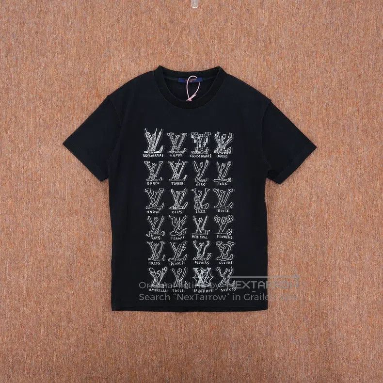 Louis Vuitton Louis Vuitton Gesture graffiti short sleeve Size US XS / EU 42 / 0 - 1 Thumbnail
