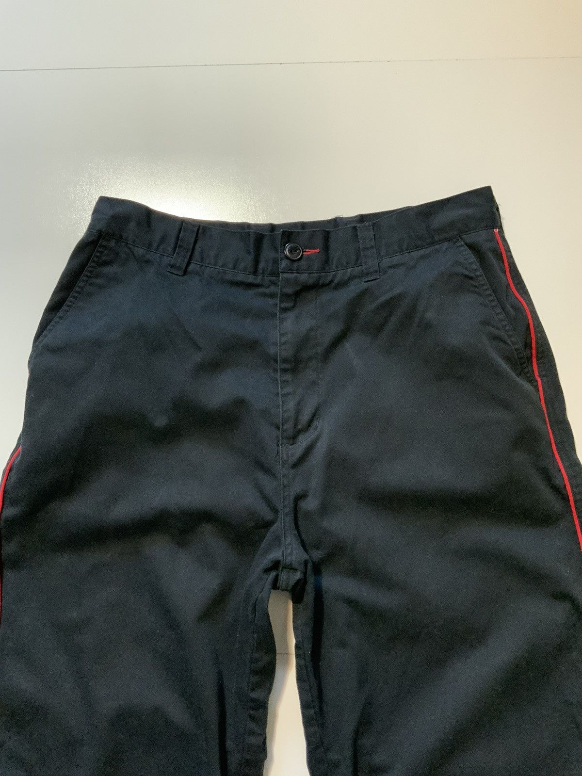 Vintage Vintage Y2K Counter Culture Skateboarding Black Shorts Size US 34 / EU 50 - 5 Thumbnail