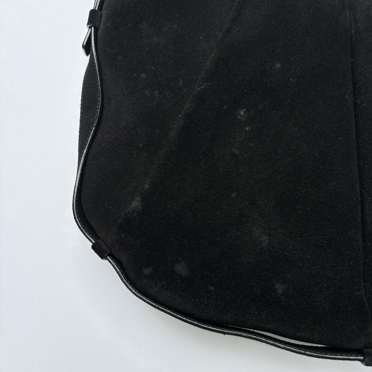 Yves Saint Laurent YVES SAINT LAURENT by Tom Ford Suede MOMBASA HOBO BAG Size ONE SIZE - 6 Thumbnail