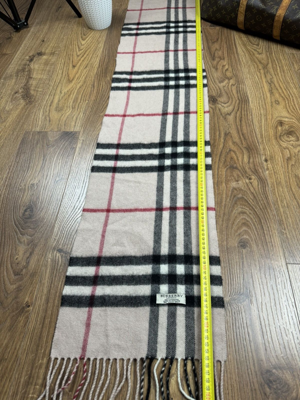 Burberry Vintage cashmere scarf Burberry’s 90s original luxury item Size ONE SIZE - 4 Thumbnail