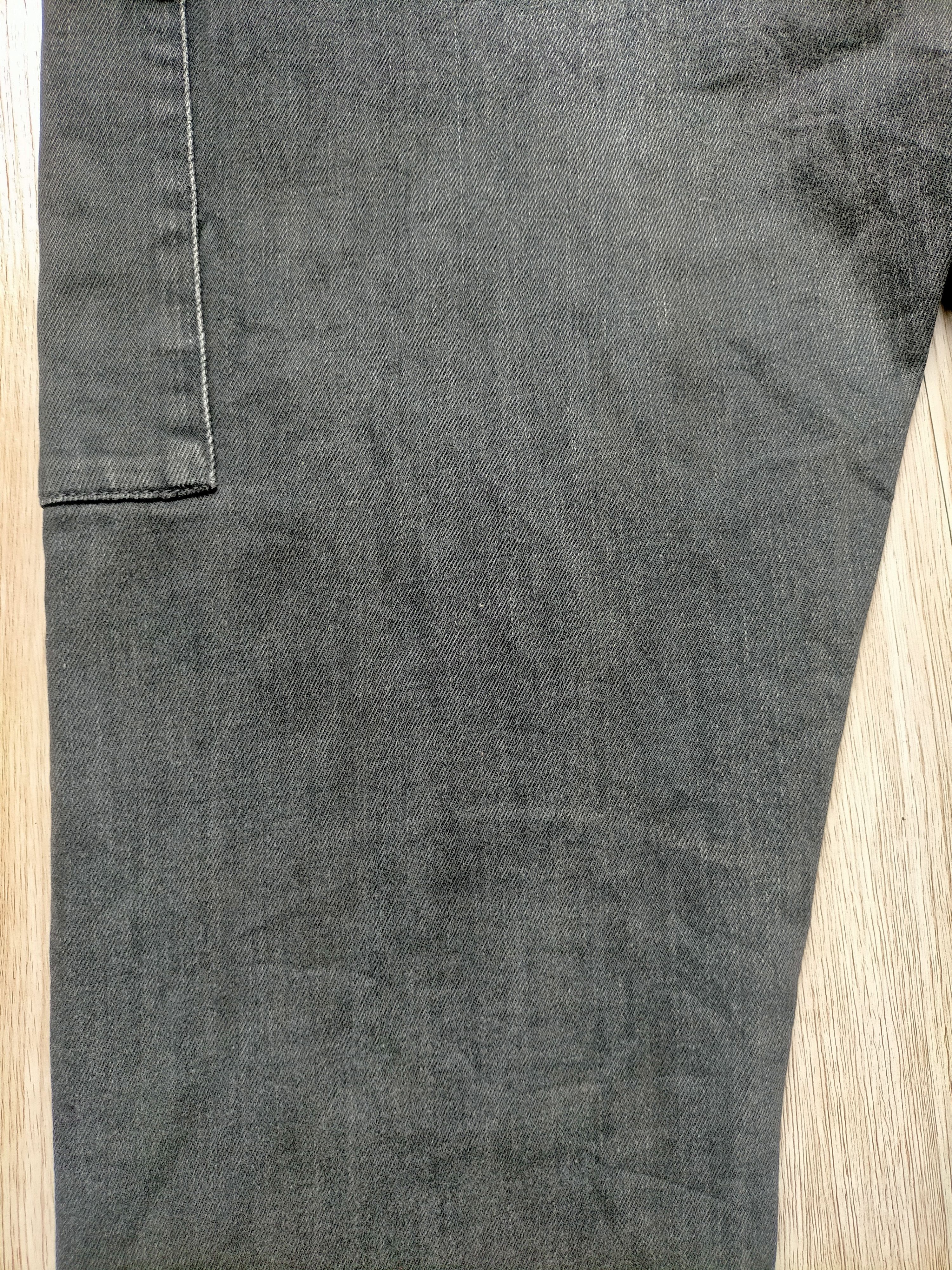 Undercover Undercover Uniqlo Black Skinny Jeans Size US 33 - 15 Thumbnail