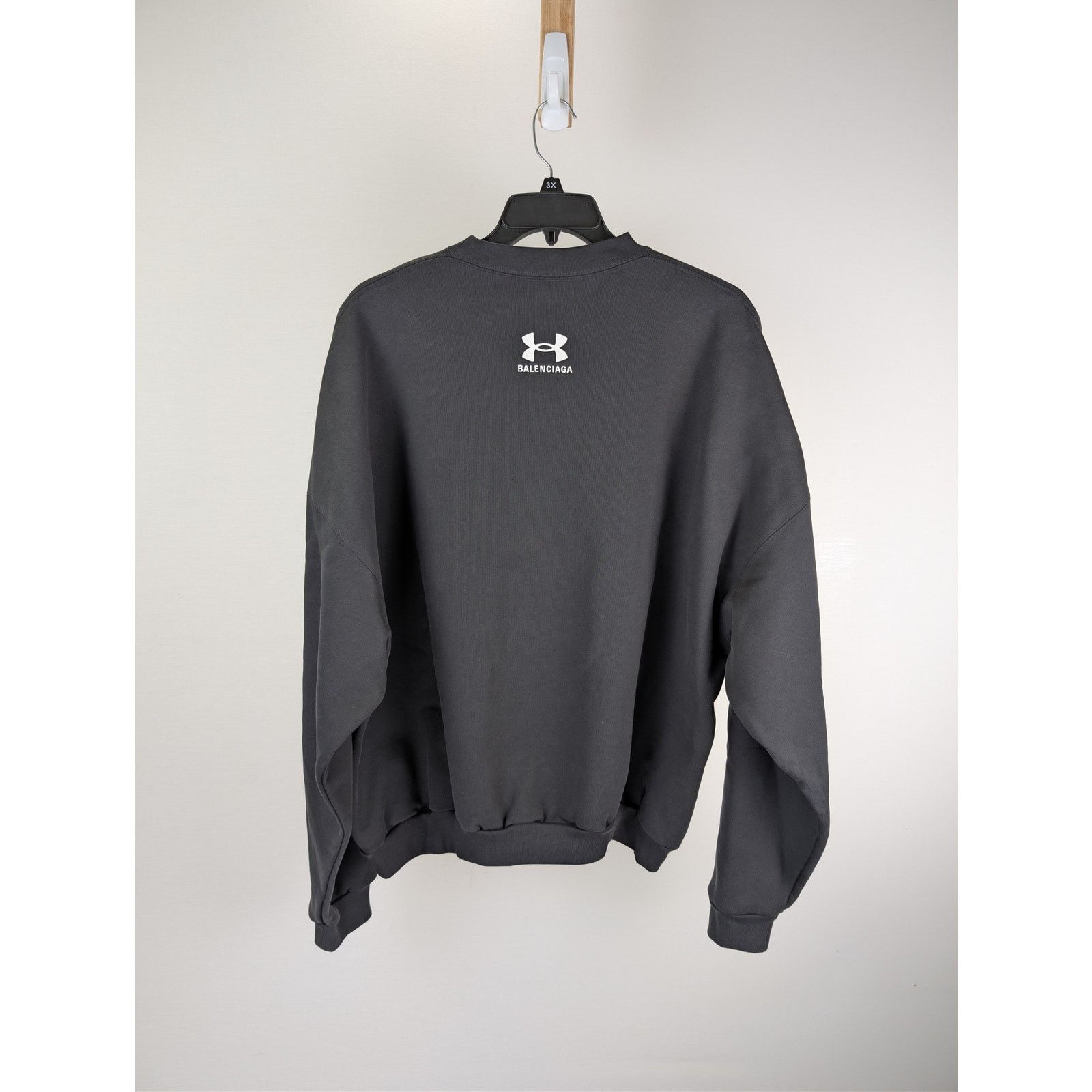 Balenciaga × Under Armour o1rshd1 Under Armour Oversized Crewneck Sweatshirt in Black Size US XL / EU 56 / 4 - 7 Thumbnail