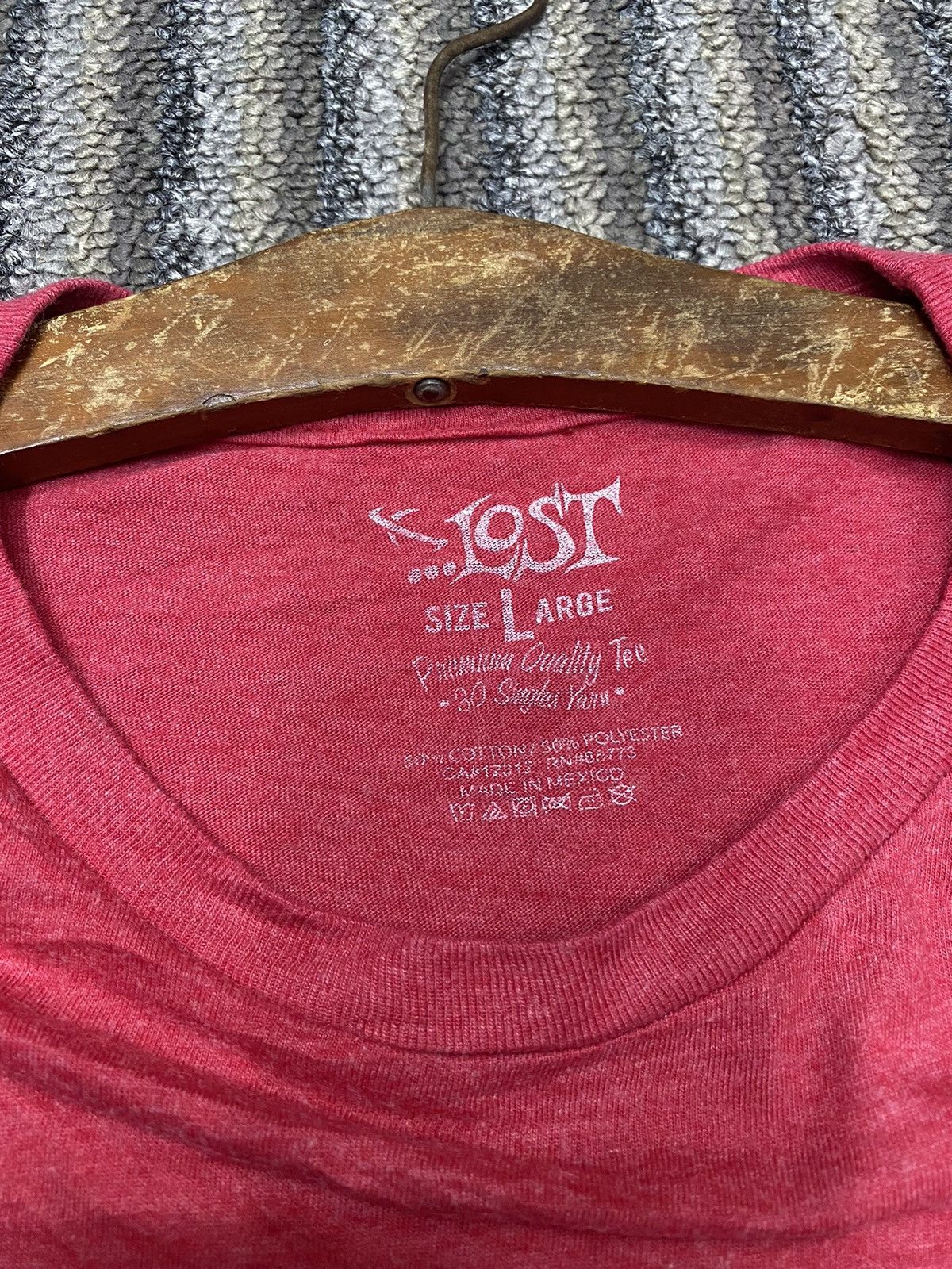 Lost Enterprises Fast & loose LOST TSHIRT Size US L / EU 52-54 / 3 - 6 Thumbnail