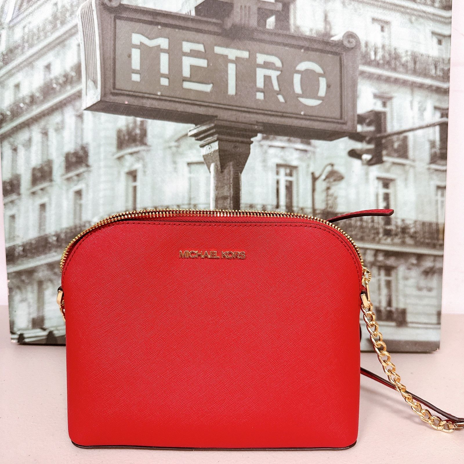 Michael Kors Michael Kors 38S9YCPC3L Cindy Large Saffiano Leather Dome Size ONE SIZE - 1 Thumbnail