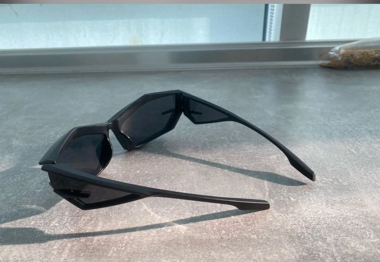 Other Batman Style All Black Sunglasses Size ONE SIZE - 6 Thumbnail