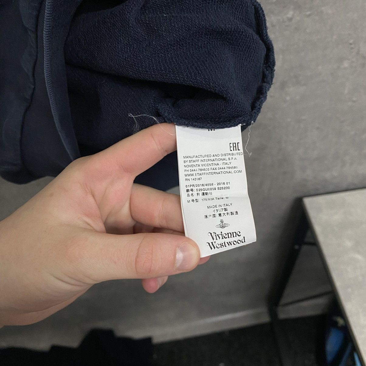 Vivienne Westwood Vintage Vivienne Westwood Sweatshirt Y2K size M Size US M / EU 48-50 / 2 - 7 Thumbnail