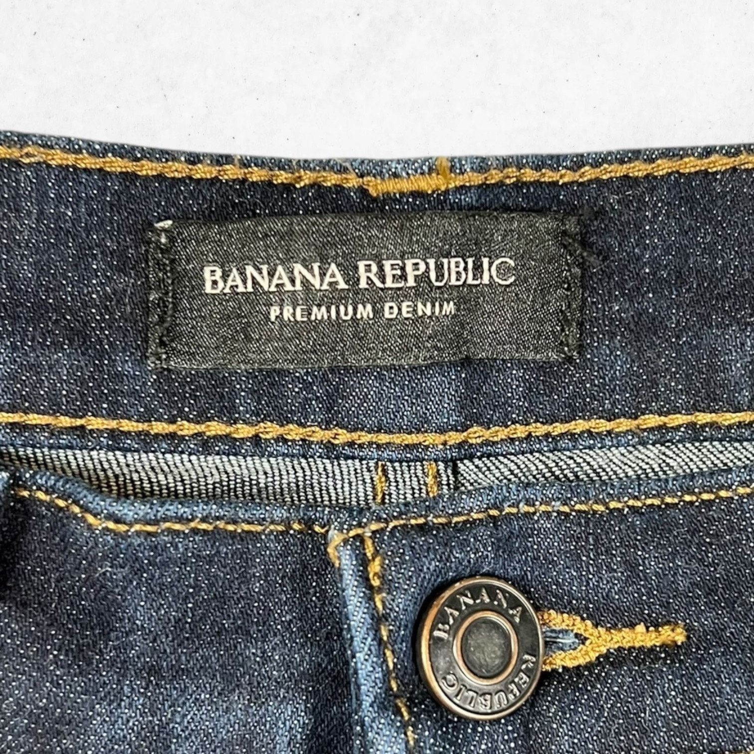 Banana Republic Banana Republic Premium Denim Girlfriend Women’s 26 Size 26" / US 2 / IT 38 - 3 Thumbnail