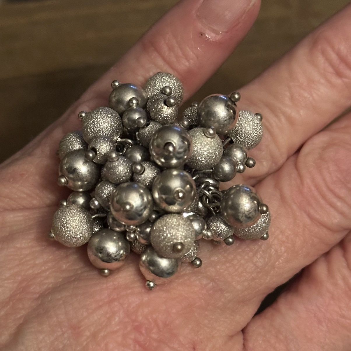 Other Silver tone cluster bead stretch ring Size ONE SIZE - 4 Thumbnail