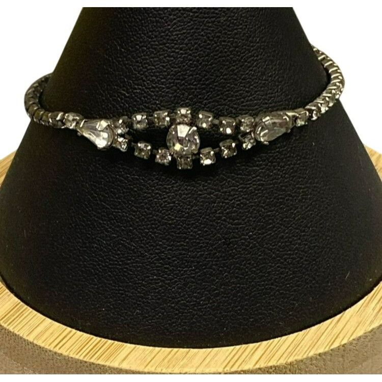 Other Vintage Rhinestone Bracelet With Teardrop Accents & Secure C Size ONE SIZE - 2 Thumbnail