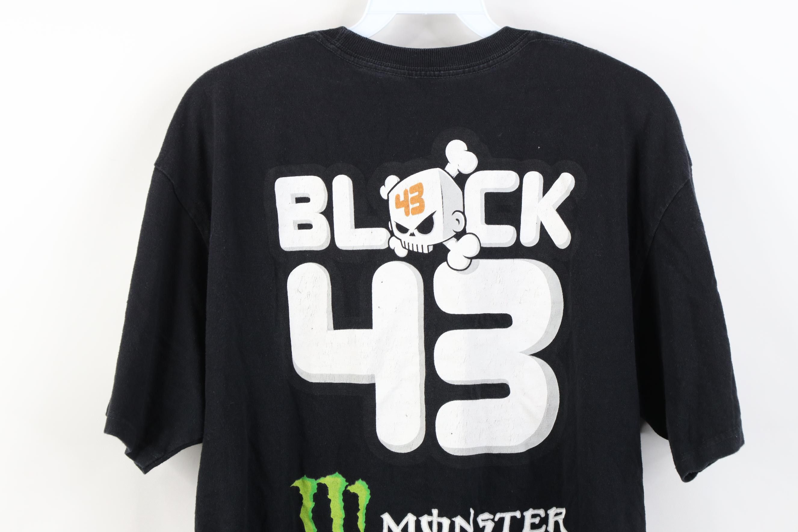 Vintage DC Shoes Monster Energy Drink Ken Block Car Racing T-Shirt Size US L / EU 52-54 / 3 - 14 Thumbnail