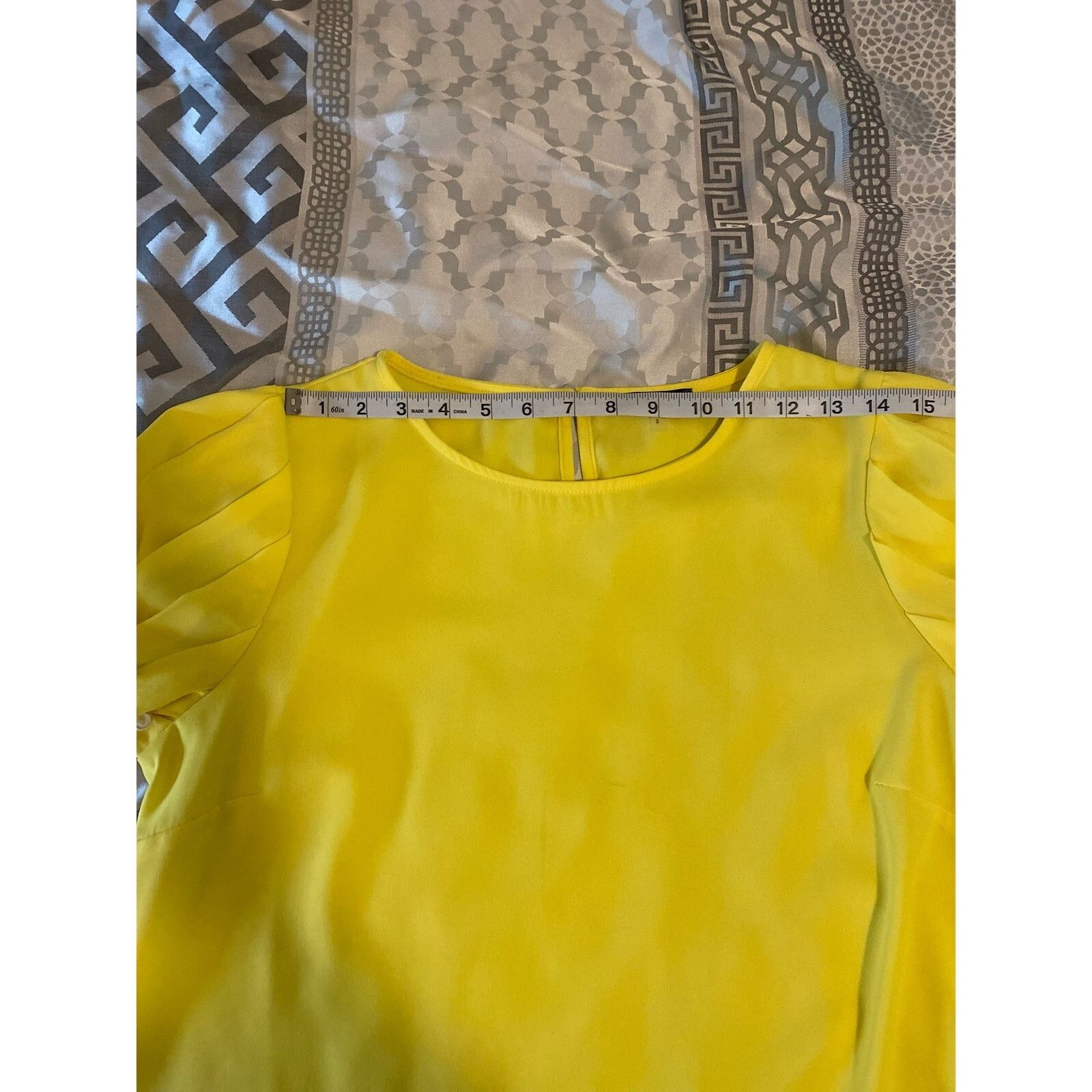 & Other Stories Elegant yellow shirt with pleated sleeves size small by CQ Size S / US 4 / IT 40 - 13 Thumbnail