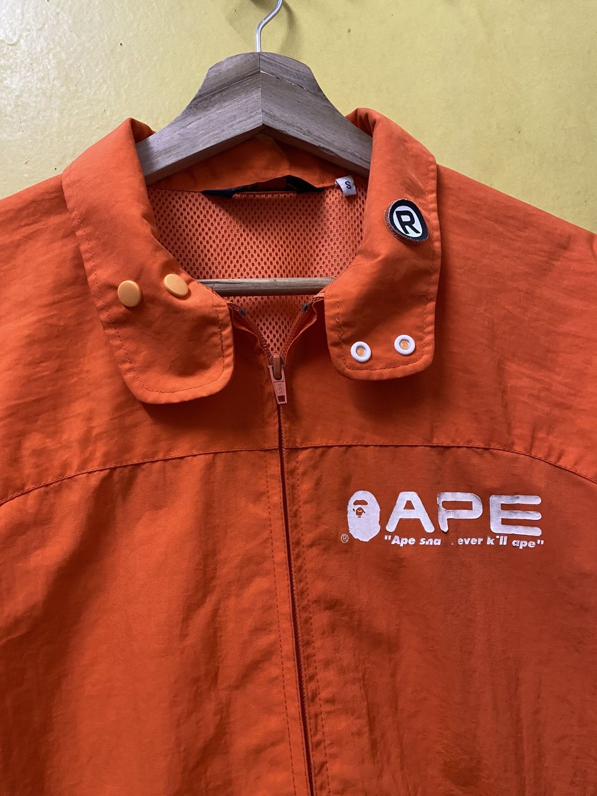 Bape Vintage a bathing ape Jaket Windbraker Zipper Size US S / EU 44-46 / 1 - 3 Thumbnail