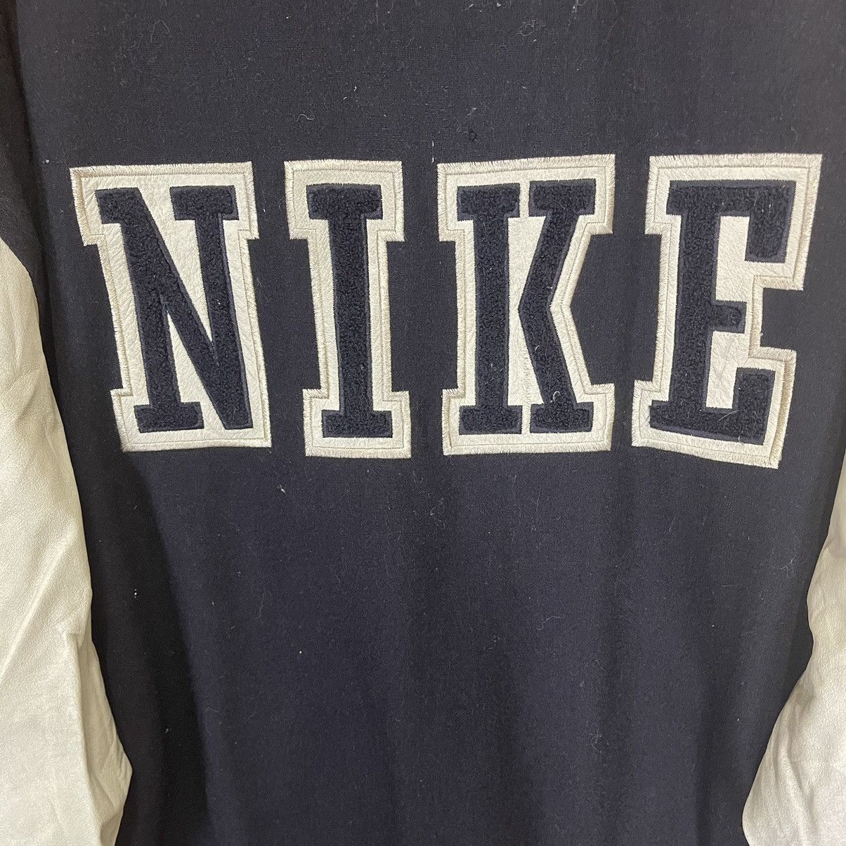 Nike Vintage 90s Nike Varsity Sleeve Leather Jacket Size US L / EU 52-54 / 3 - 5 Thumbnail