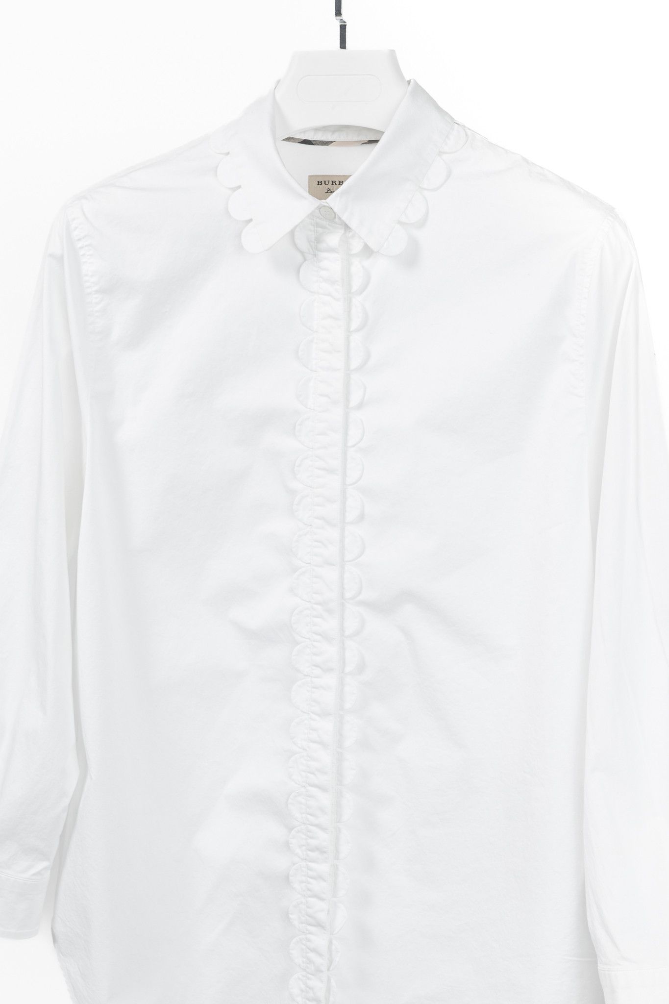 Burberry Burberry White Cotton-Poplin Scalloped-Trim Buttoned Shirt Size L / US 10 / IT 46 - 3 Thumbnail