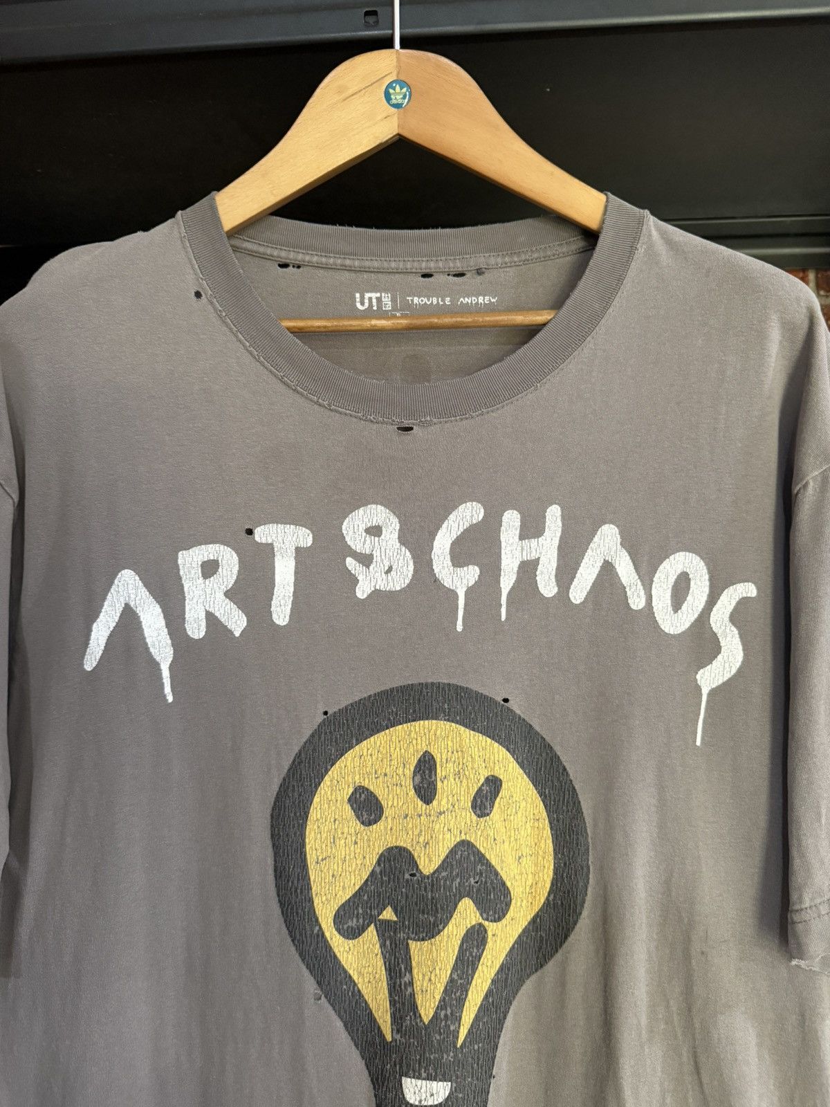 Uniqlo × Vintage Thrashed Crazy Trouble Andrew Art Chaos Real Buy Faded Tee Size US XL / EU 56 / 4 - 3 Thumbnail