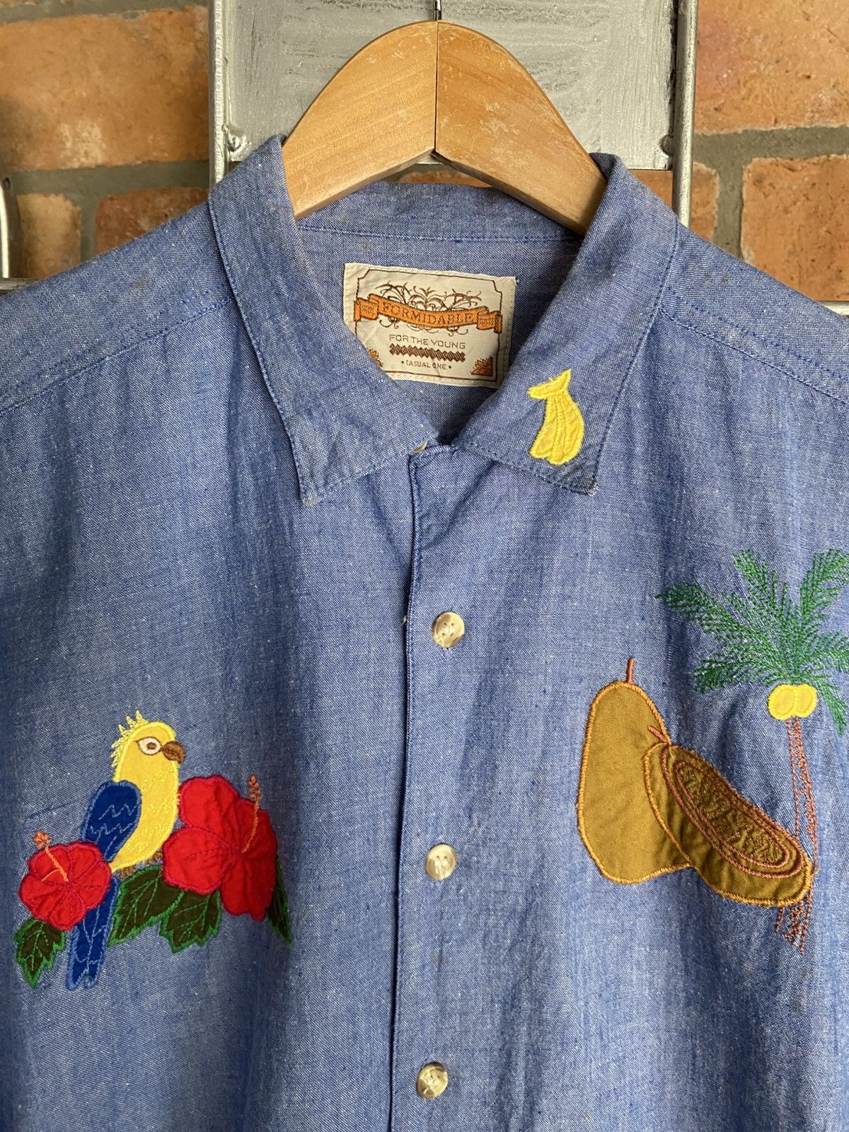 Designer × Vintage FORMIDABLE Blue Tropical Embroidered Button-Up Shirt Size US M / EU 48-50 / 2 - 3 Thumbnail