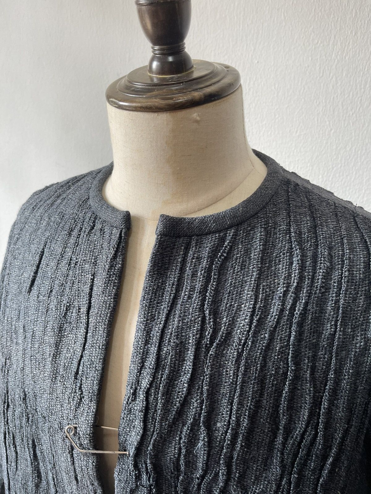 Issey Miyake 80s Issey Miyake PERMANENTE Heavy Fabric Crop Jacket C1 Size US L / EU 52-54 / 3 - 6 Thumbnail