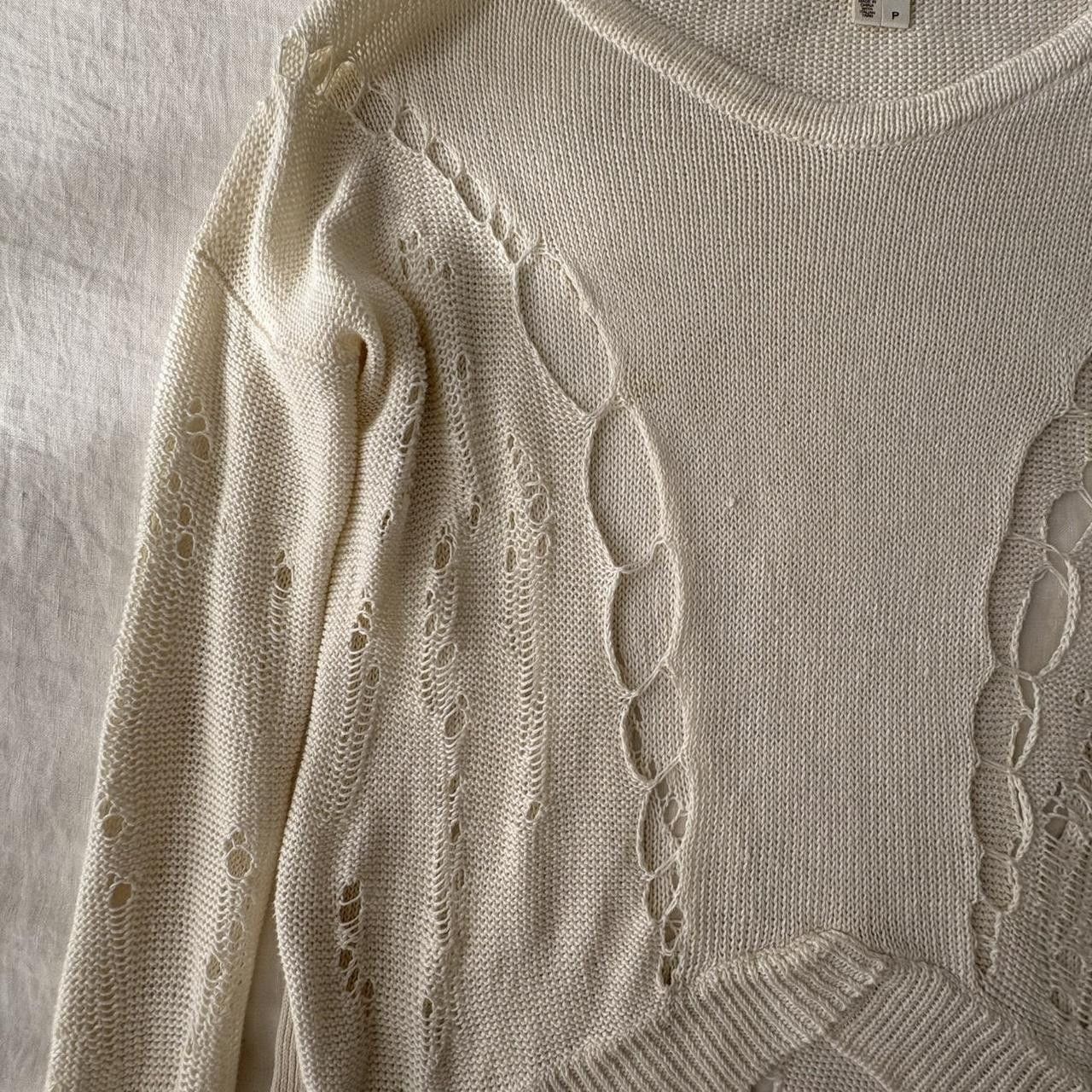 Helmut Lang Helmut Lang Distressed Crochet Sweater Size S / US 4 / IT 40 - 2 Thumbnail