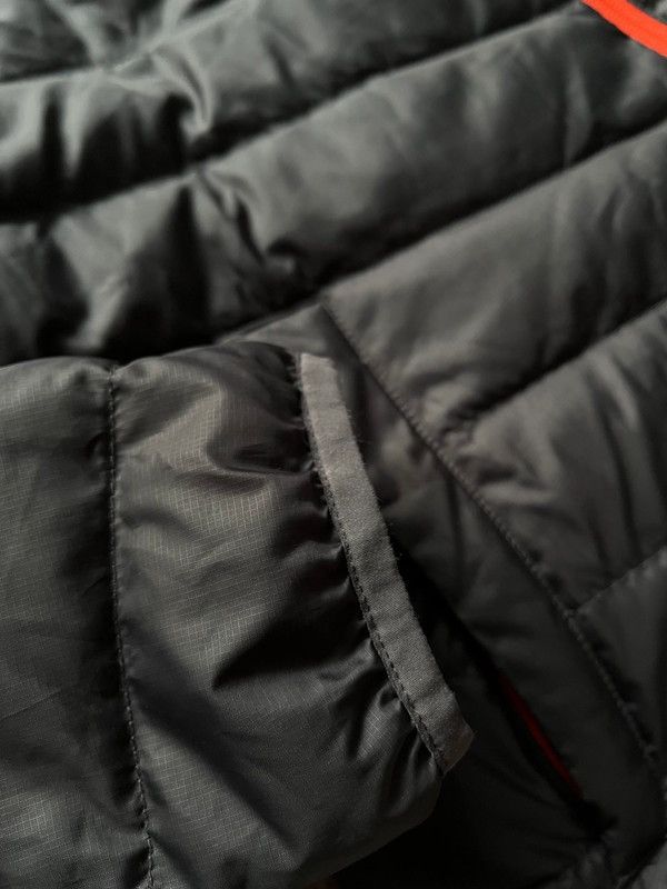 Spyder Spyder Puffer Jacket 2020 Made in Indonesia Sz XL Size US XL / EU 56 / 4 - 9 Thumbnail