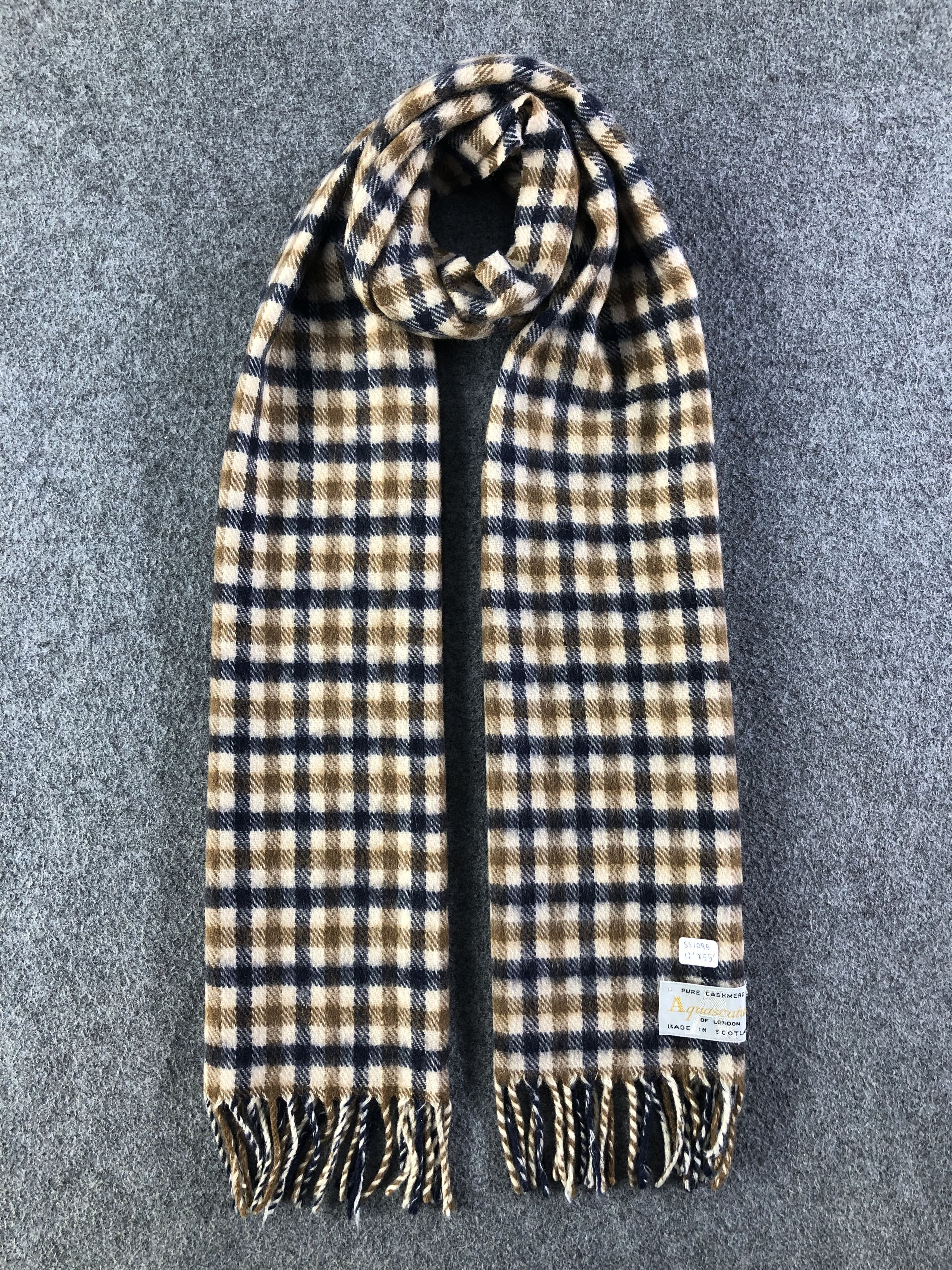 Aquasqutum Scarf / Muffler / Neckwear