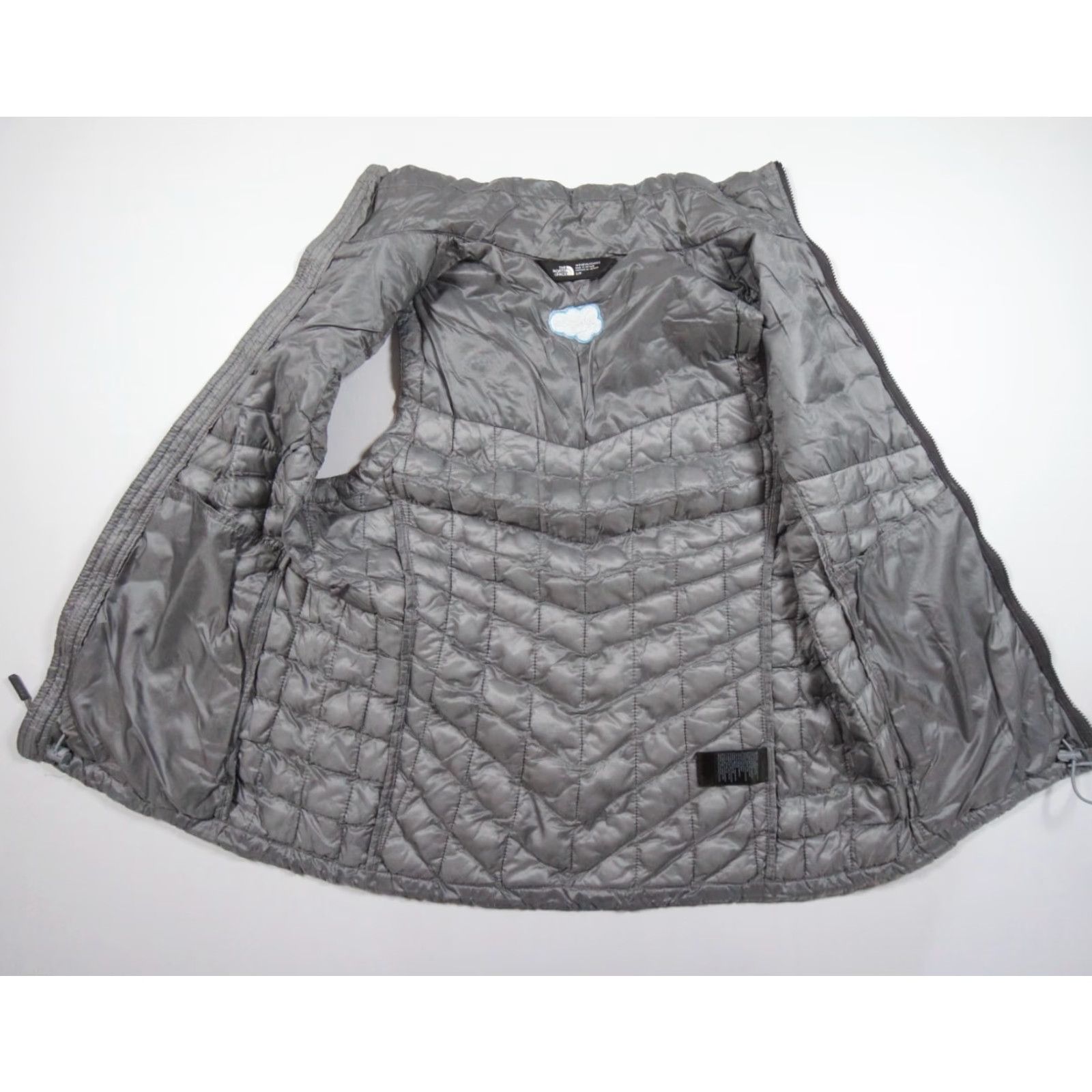 The North Face The North Face Jacket Womens Small Gray Puffer Vest Thermoball Lightweight Size S / US 4 / IT 40 - 7 Thumbnail