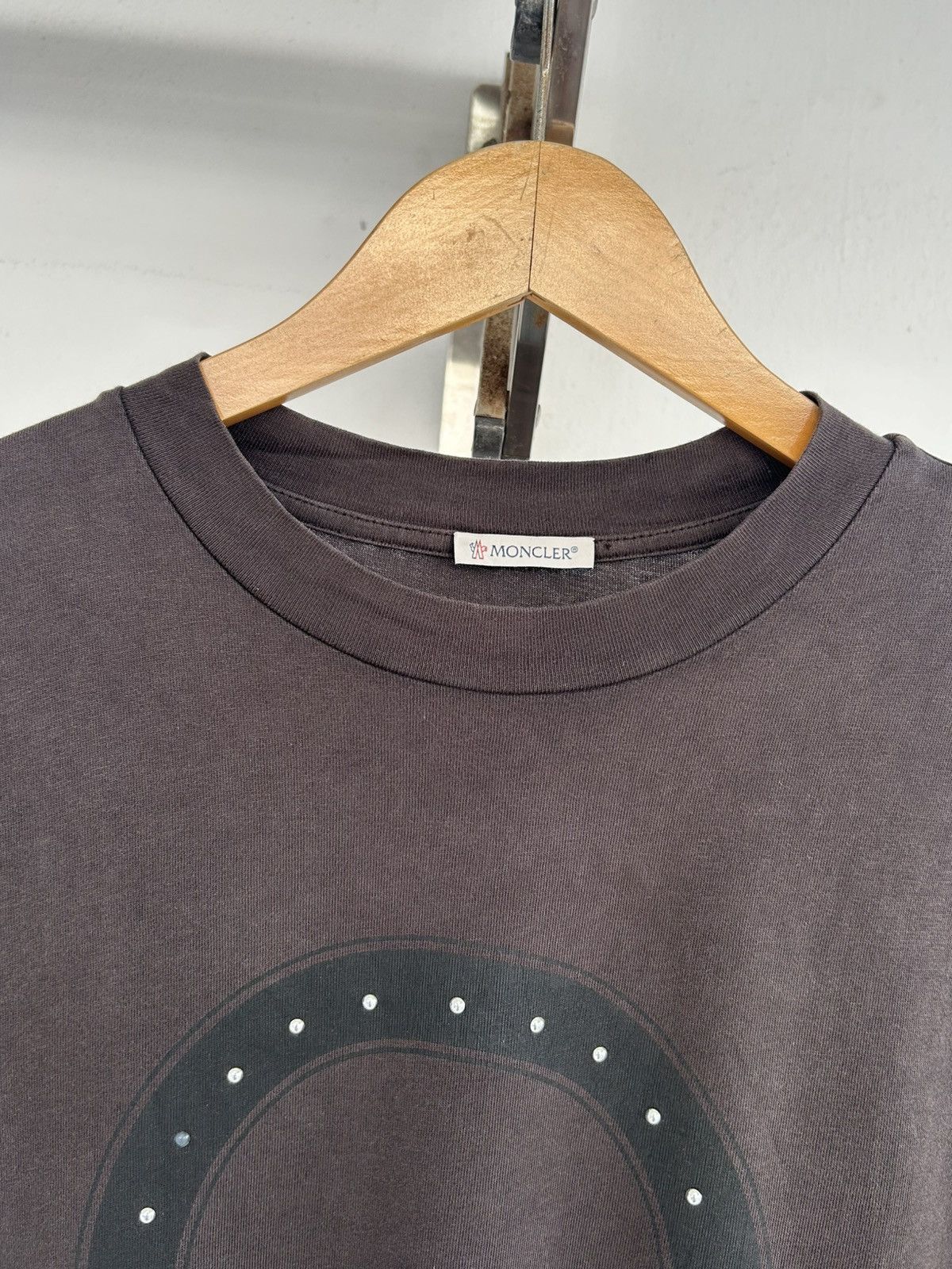 Moncler Moncler Black Faded Studded Logo Tee Size US L / EU 52-54 / 3 - 5 Thumbnail