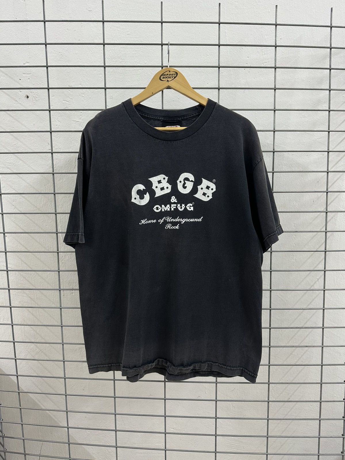 Vintage Vintage CBGB & OMFUG Beautiful Sun Faded Tee Size US L / EU 52-54 / 3 - 1 Thumbnail