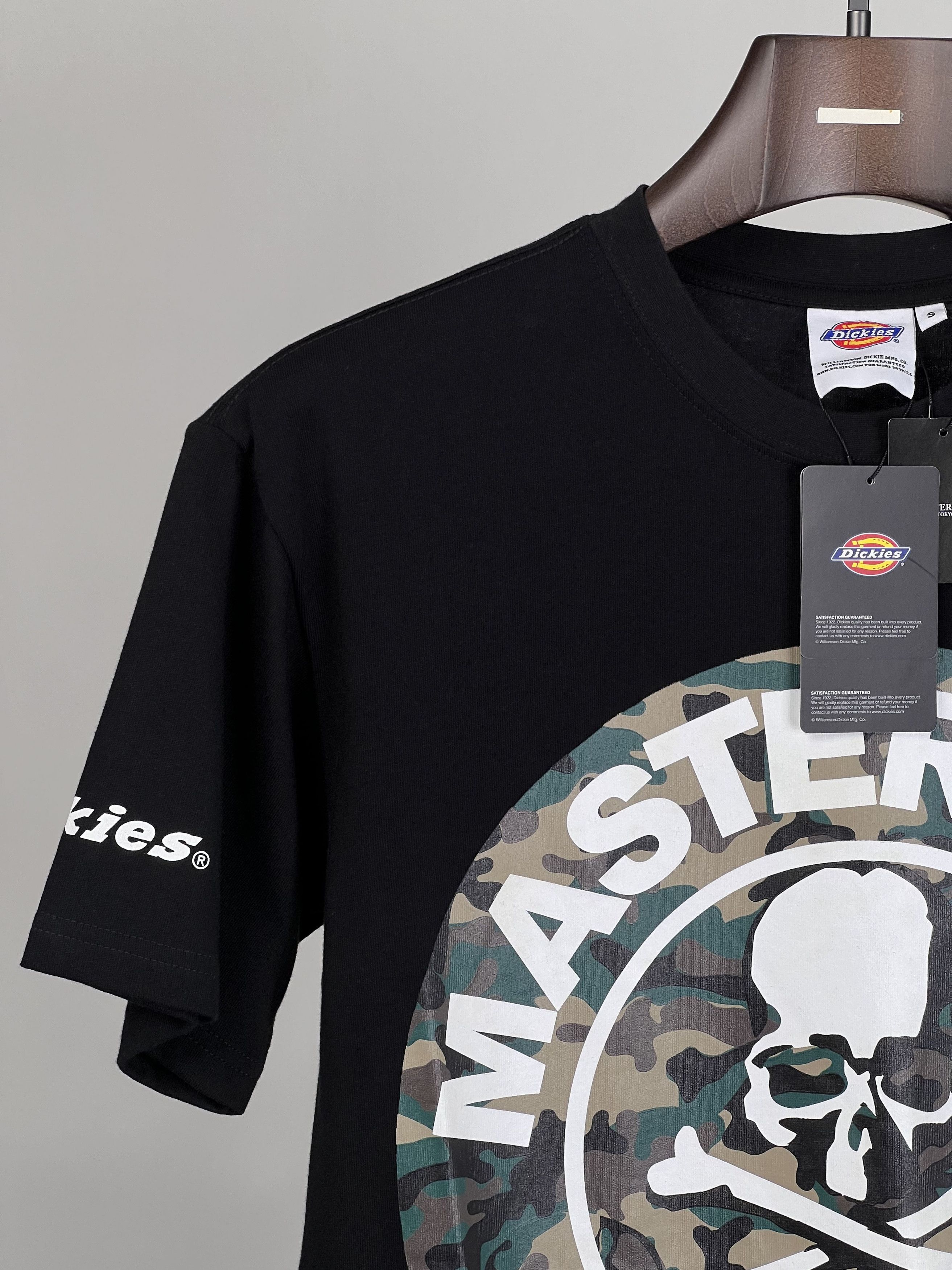 Dickies × Mastermind Japan Brand New SS Black Tee Limited Edition Size US S / EU 44-46 / 1 - 6 Thumbnail