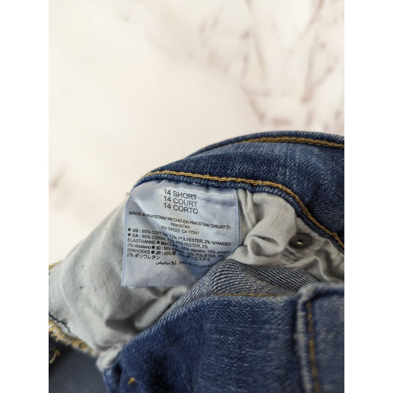 Old Navy Old Navy Jeans Womens 14 Short Mid Medium Denim Straight Size 36" / US 14 / IT 50 - 10 Thumbnail