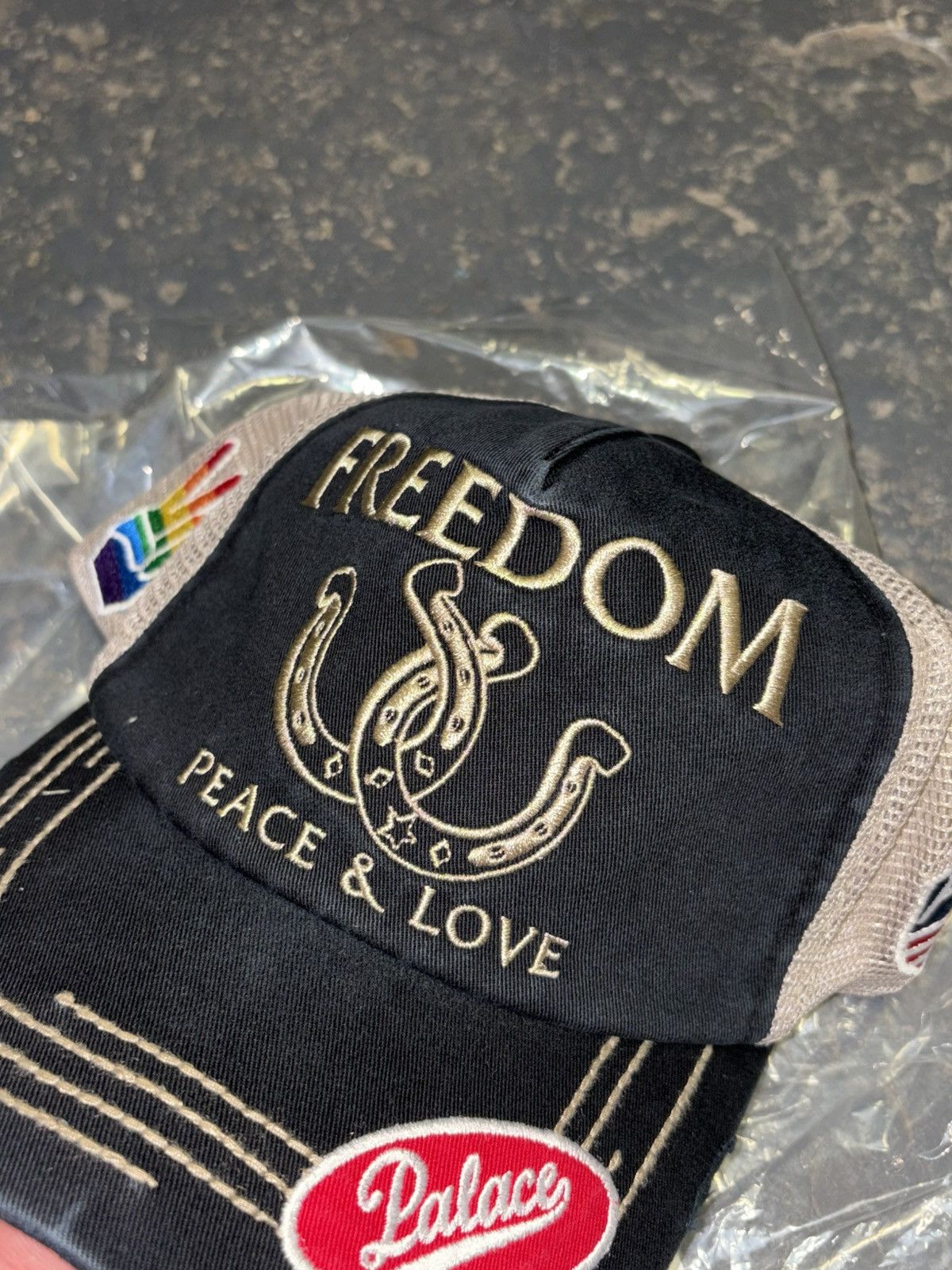 Palace Palace Freedom Distressed Trucker Hat Size ONE SIZE - 2 Thumbnail