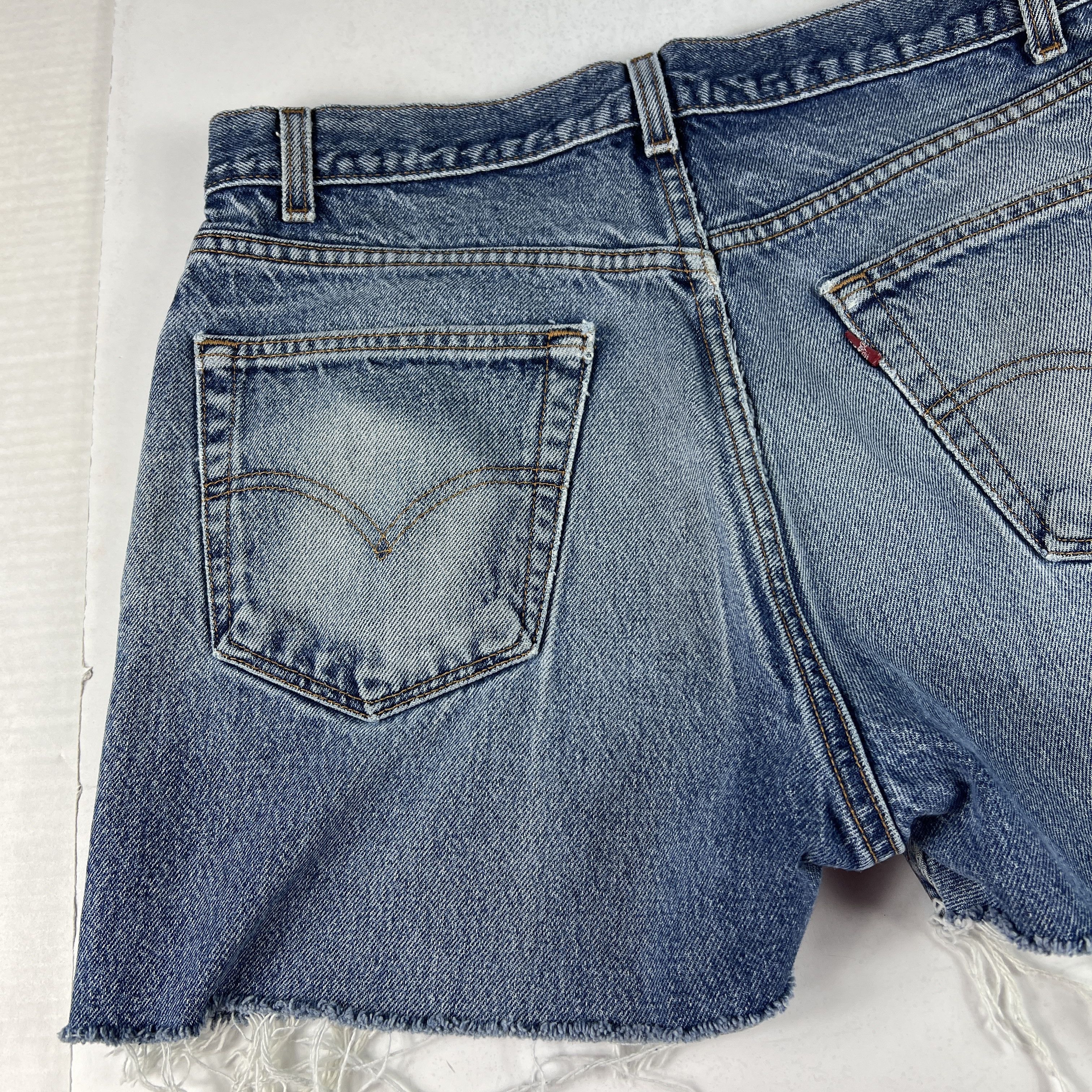 Levi's × Vintage Y2K Levi's Jean Shorts Blue Whiskers Cut Off Denim Jorts Size US 33 - 8 Thumbnail